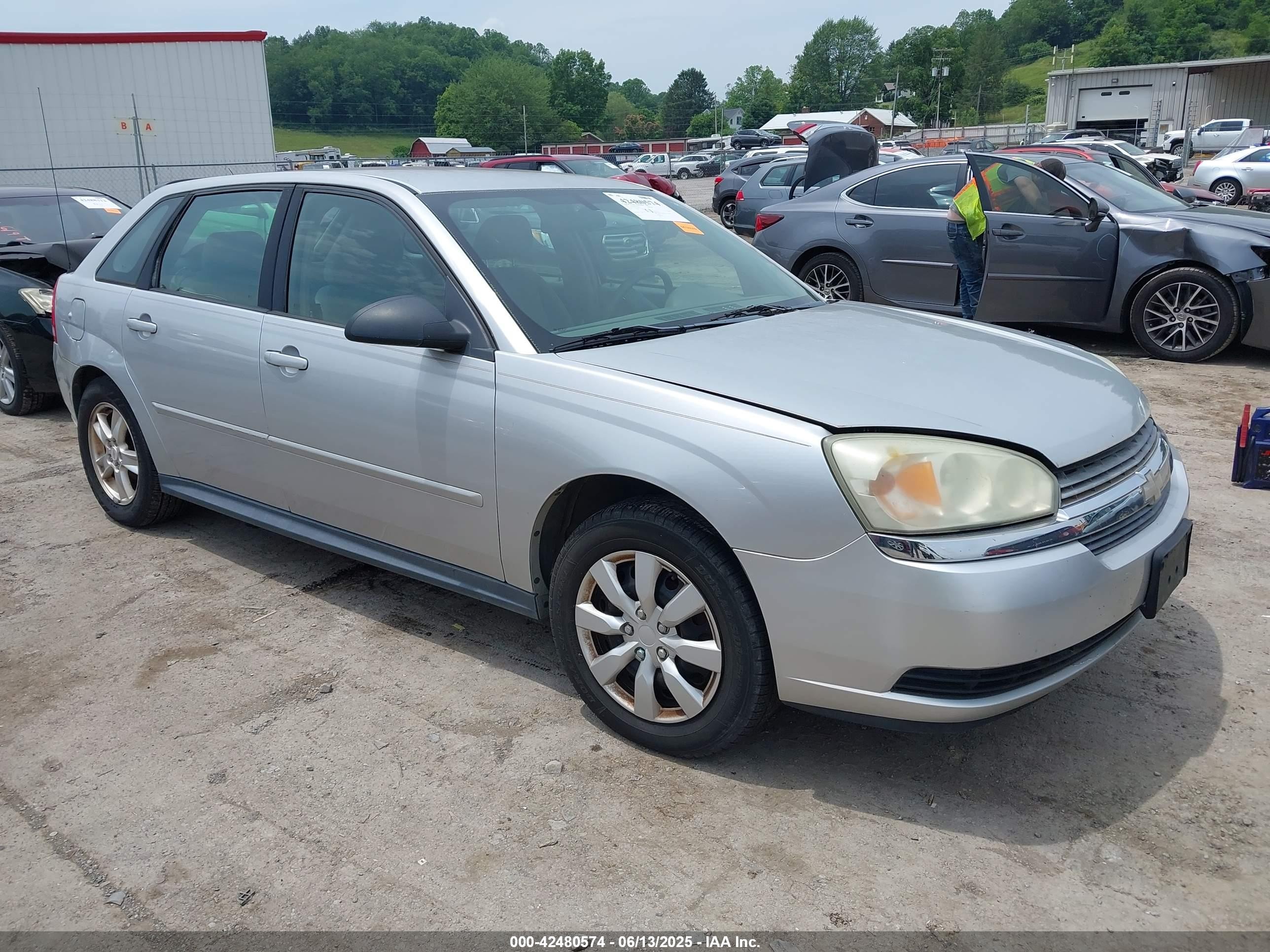 2004 Chevrolet Malibu Maxx LS, VIN 1G1ZT64834F248370 — Normal wear