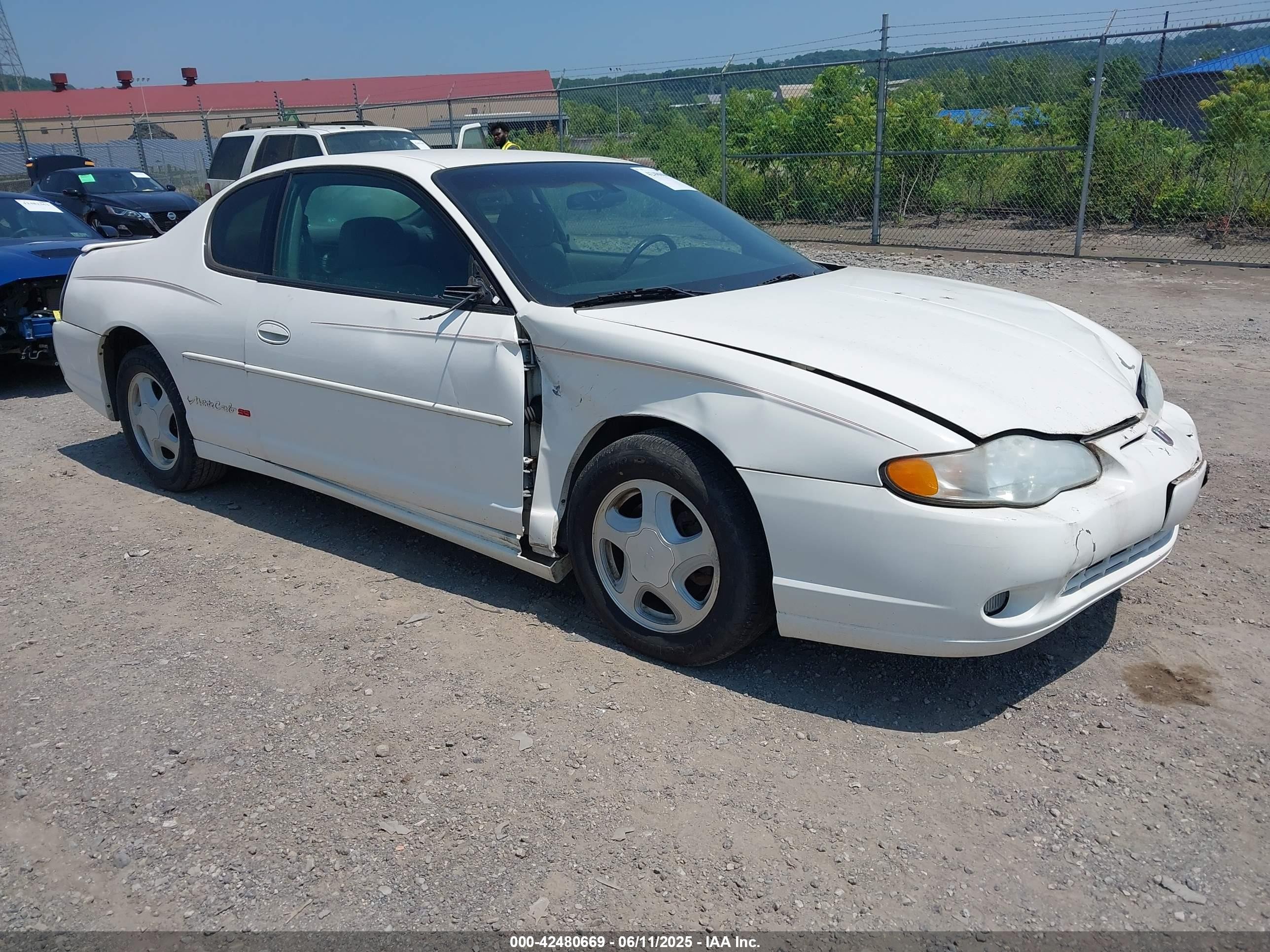 2003 Chevrolet Monte Carlo SS, VIN 2G1WX12K839172676 — Front end