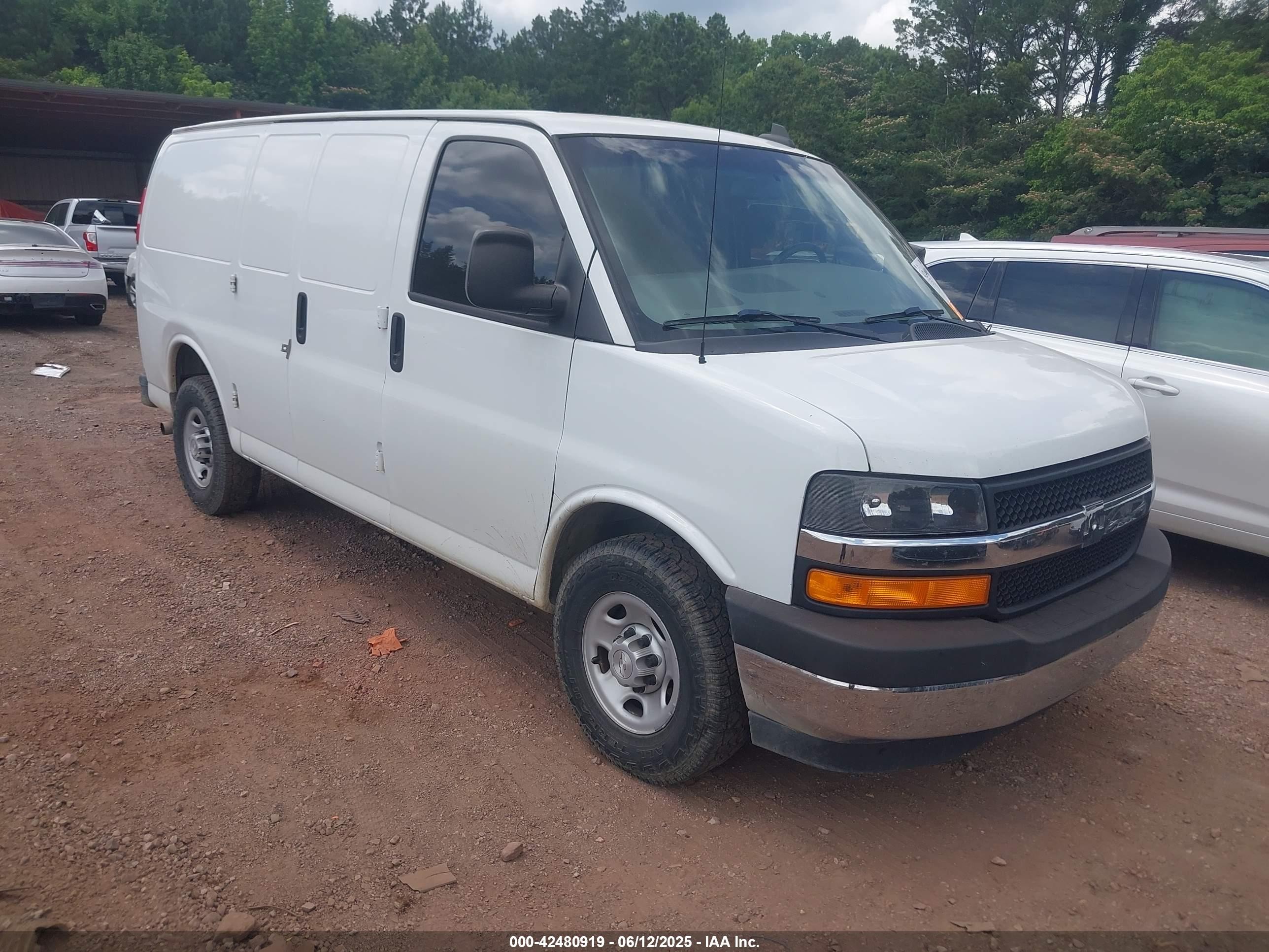 2019 Chevrolet Express 2500, VIN 1GCWGAFBXK1277059 — Not stated