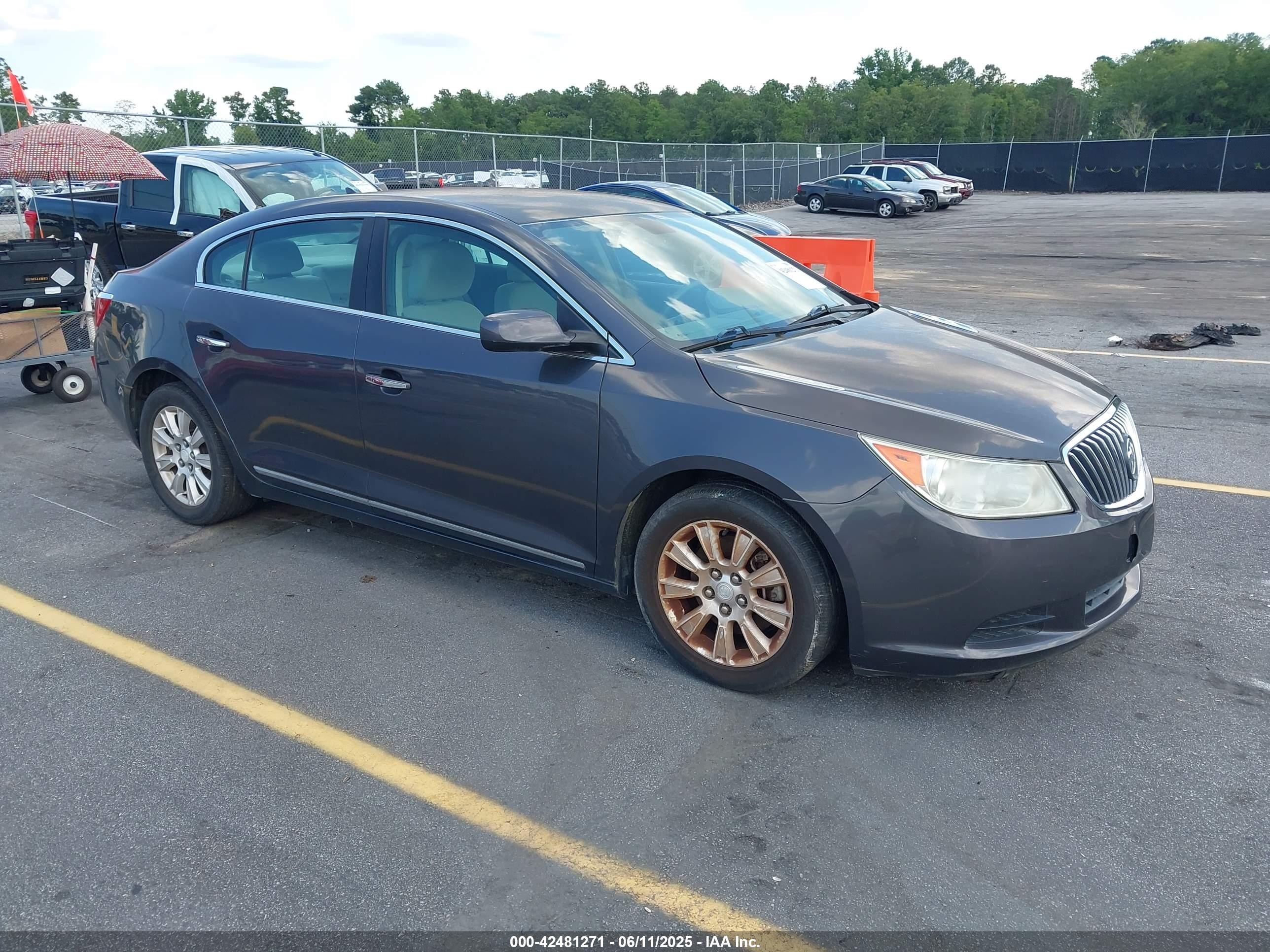 2013 Buick LaCrosse, VIN 1G4GA5E31DF219513 — Auction photo