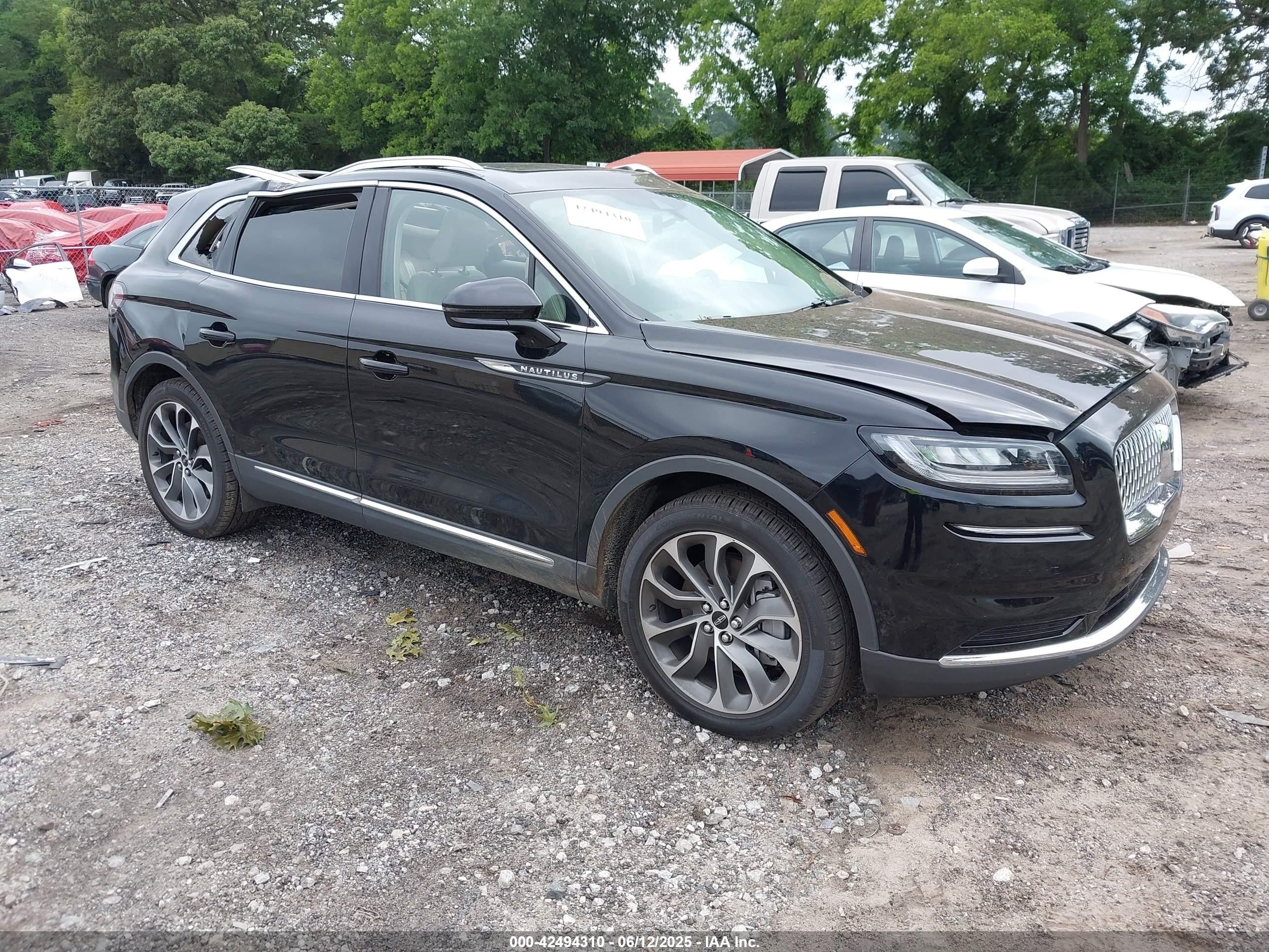 2021 Lincoln Nautilus Reserve, VIN 2LMPJ8K99MBL12344 — Storm