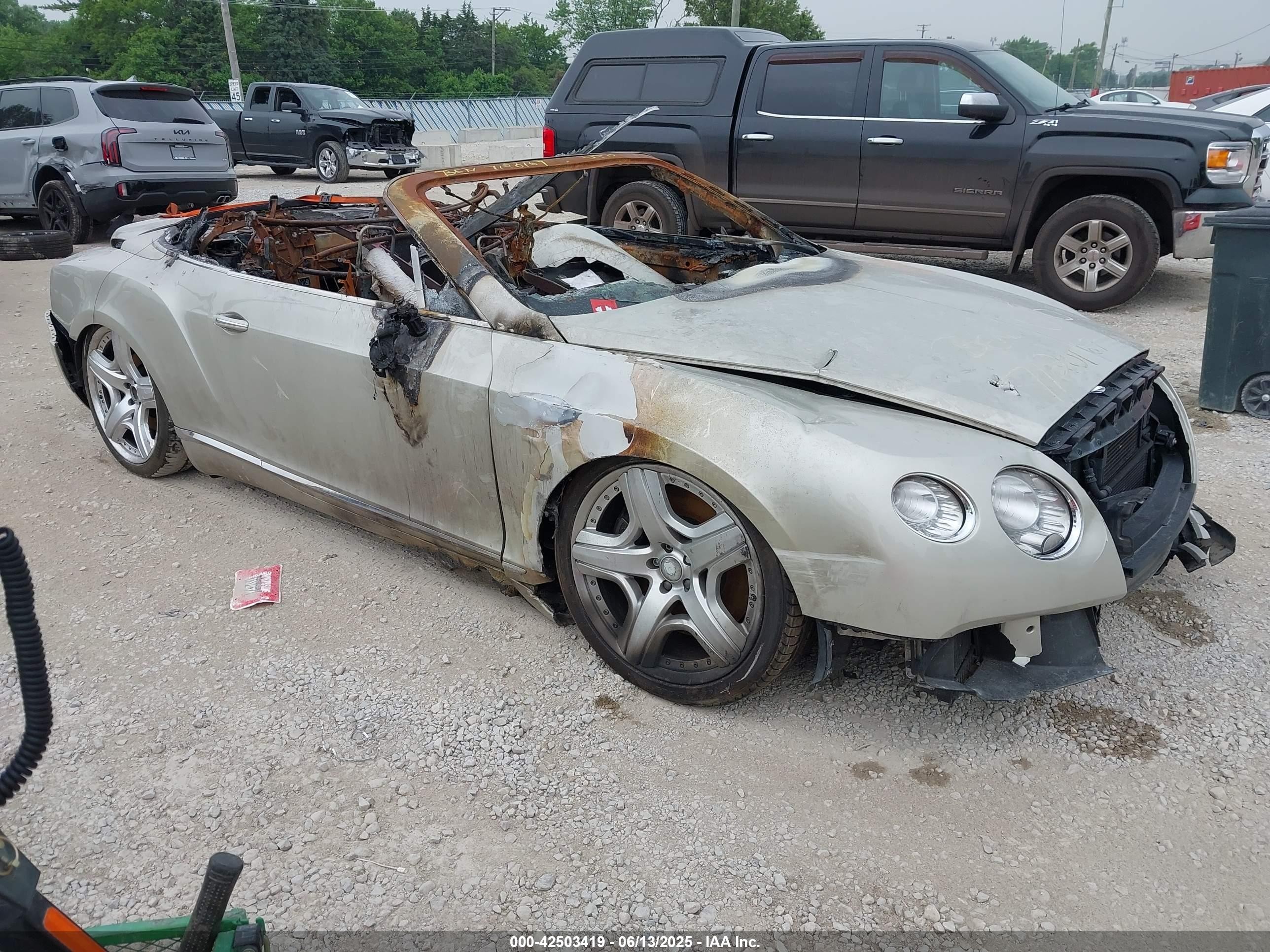 2013 Bentley Continental GT, VIN SCBGR3ZA6DC078470 — Interior fire
