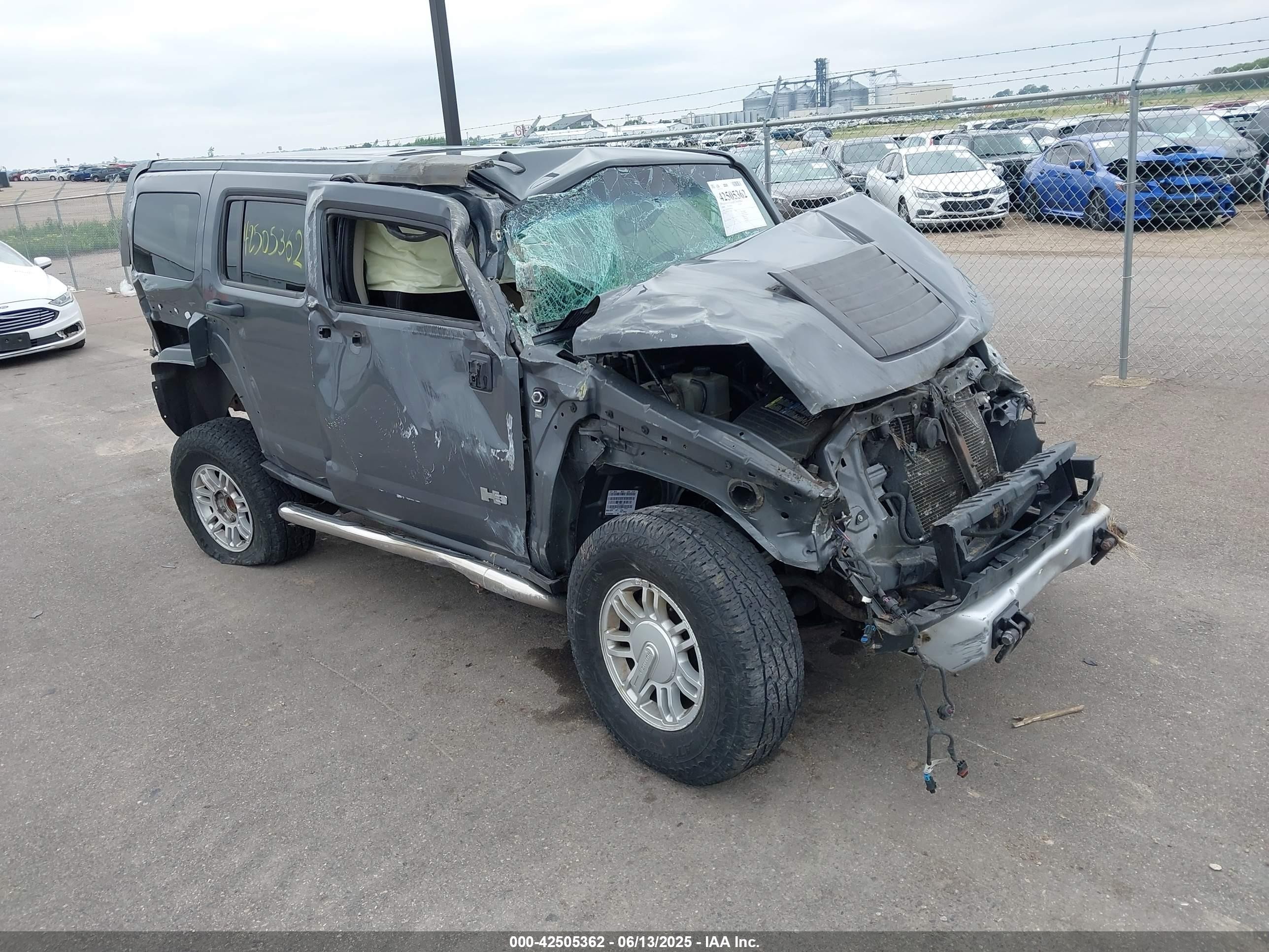 2008 Hummer H3 SUV, VIN 5GTEN13E988143541 — Опрокидывание