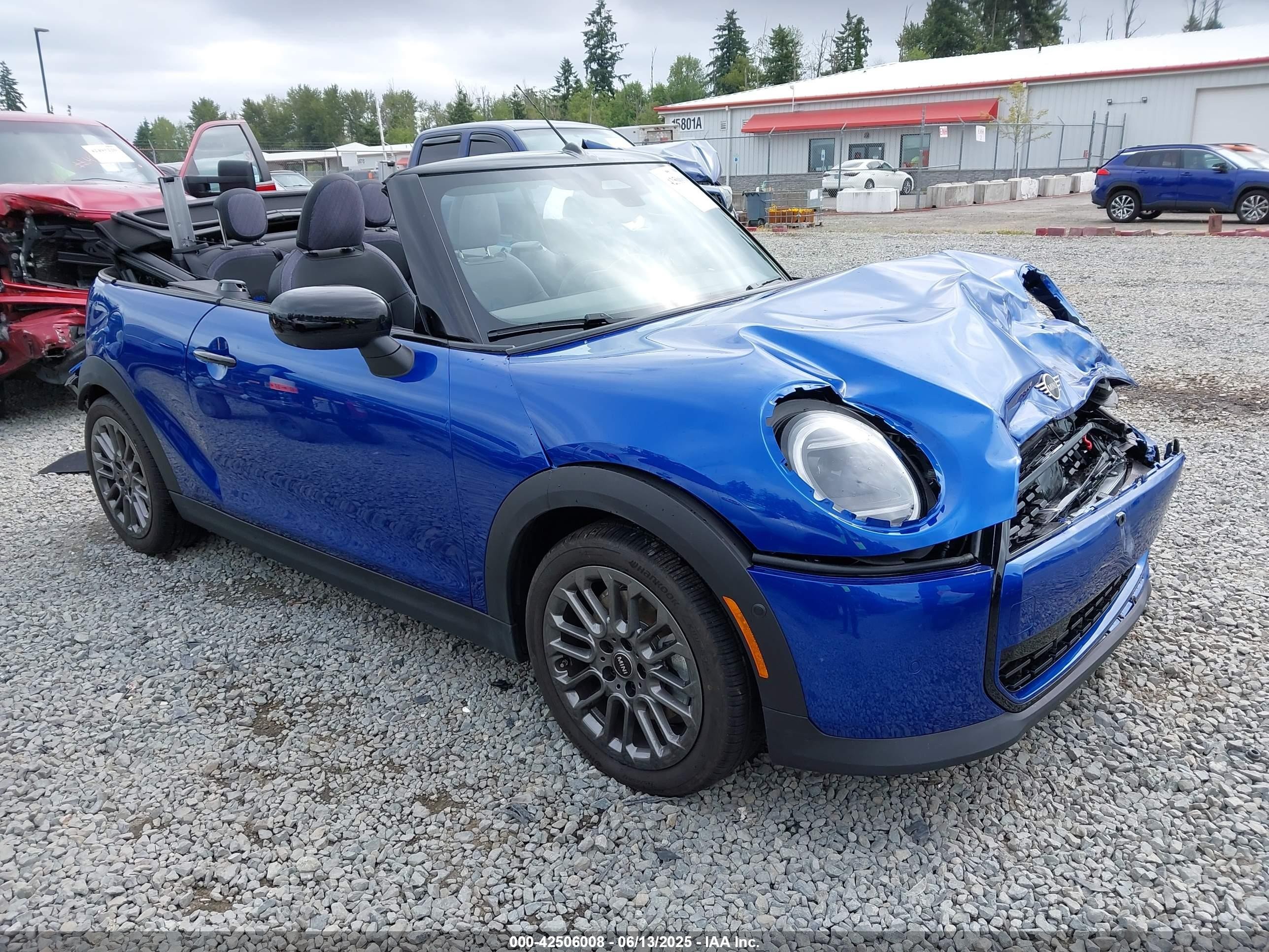 2025 MINI Convertible Cooper S, VIN WMW23GX01S2X08664 — По всему кузову