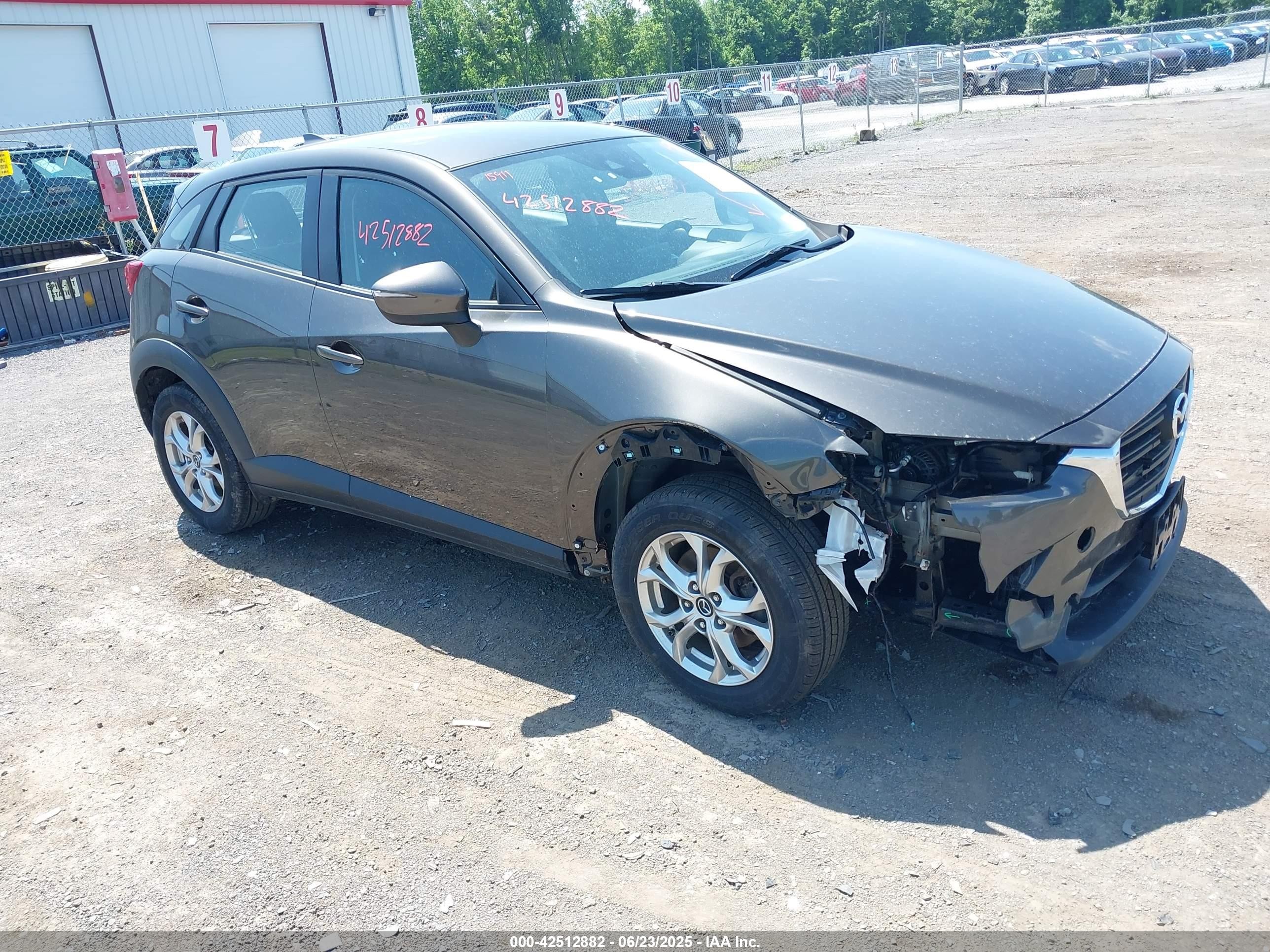 2019 Mazda CX-3 Sport, VIN JM1DKFB73K0427698 — Front end