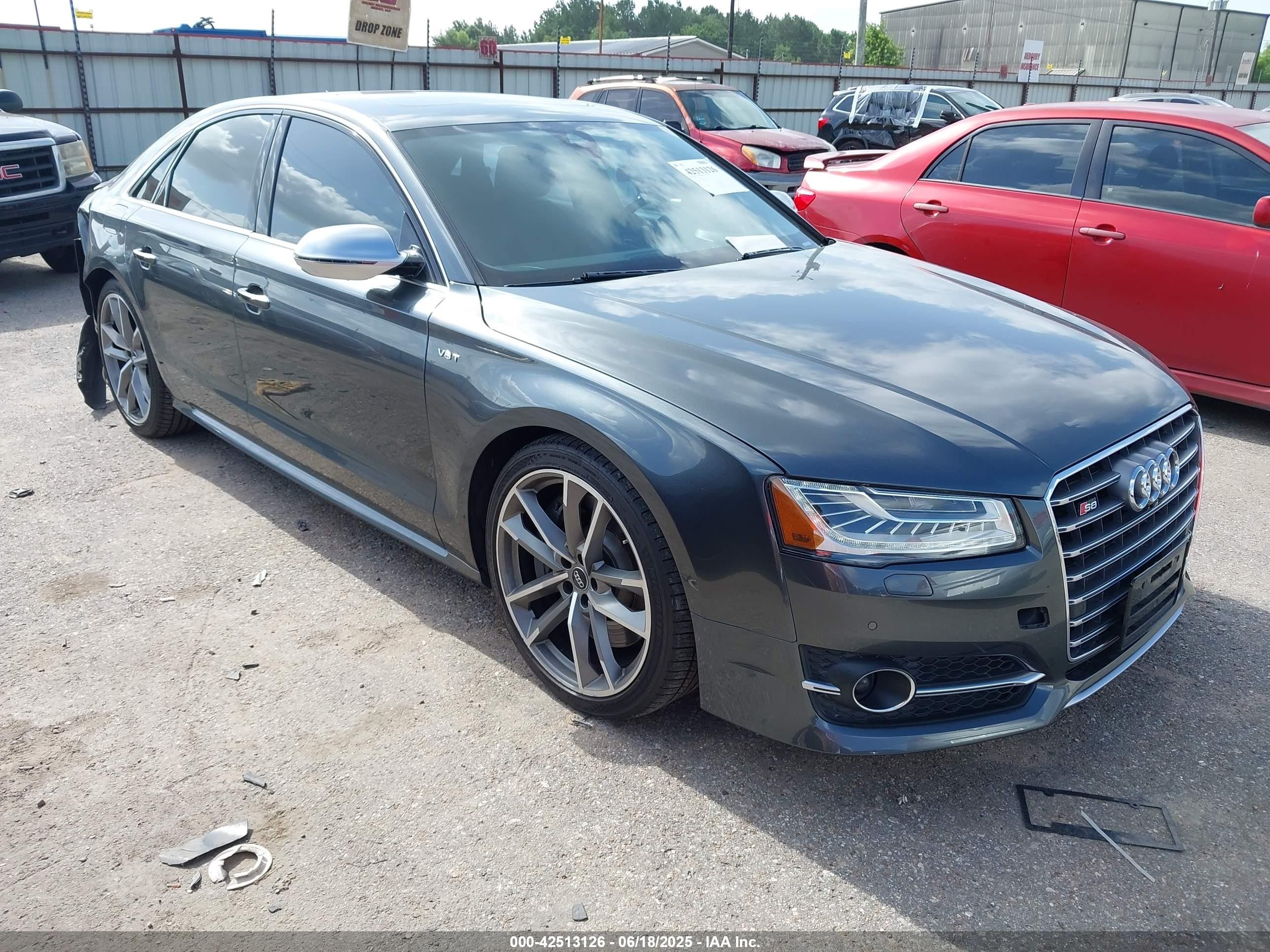 2016 Audi S8 Plus, VIN WUAJ5AFD4GN900129 — Not stated