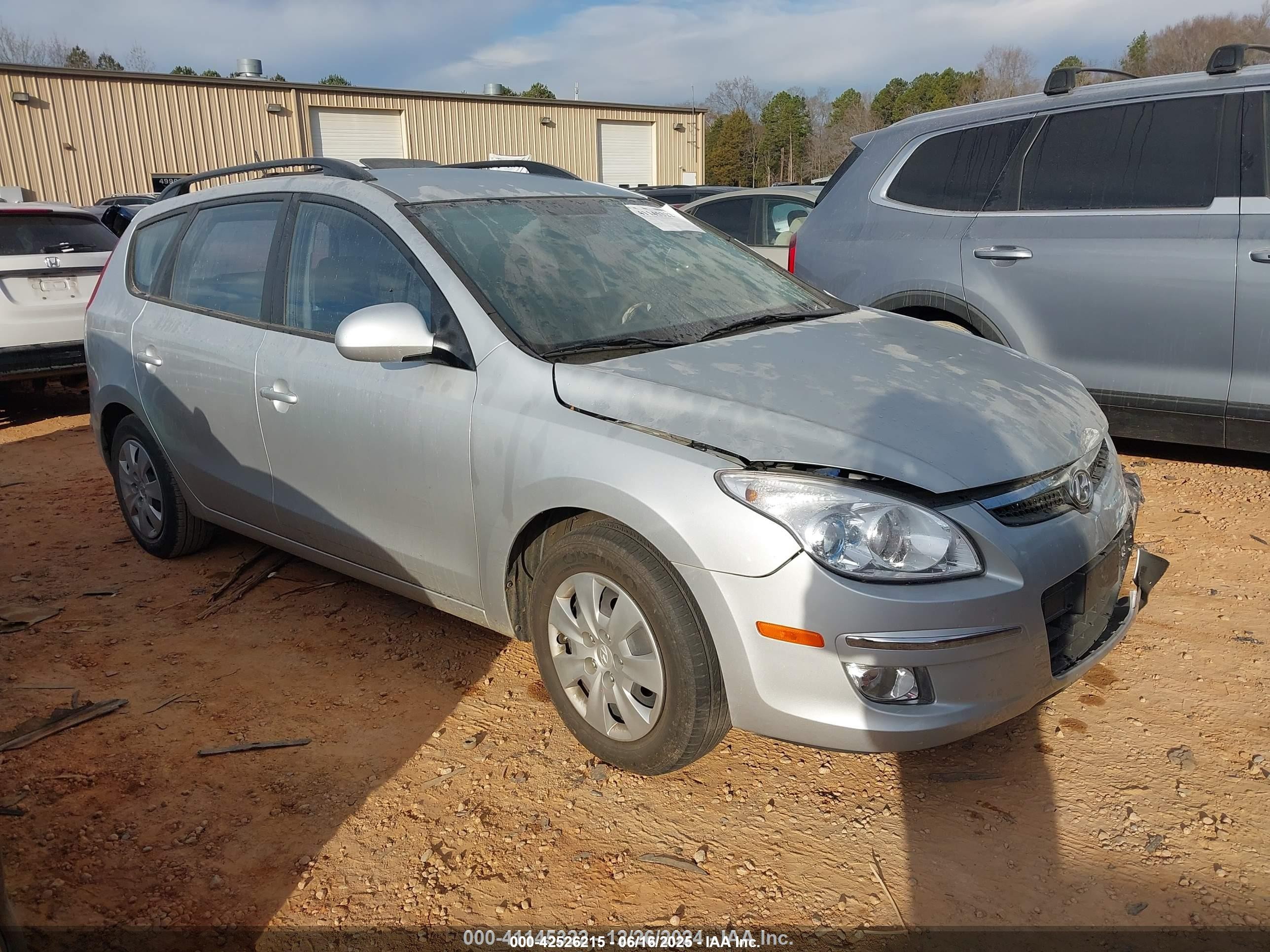 2010 Hyundai Elantra SE, VIN KMHDC8AE9AU057935 — Front end