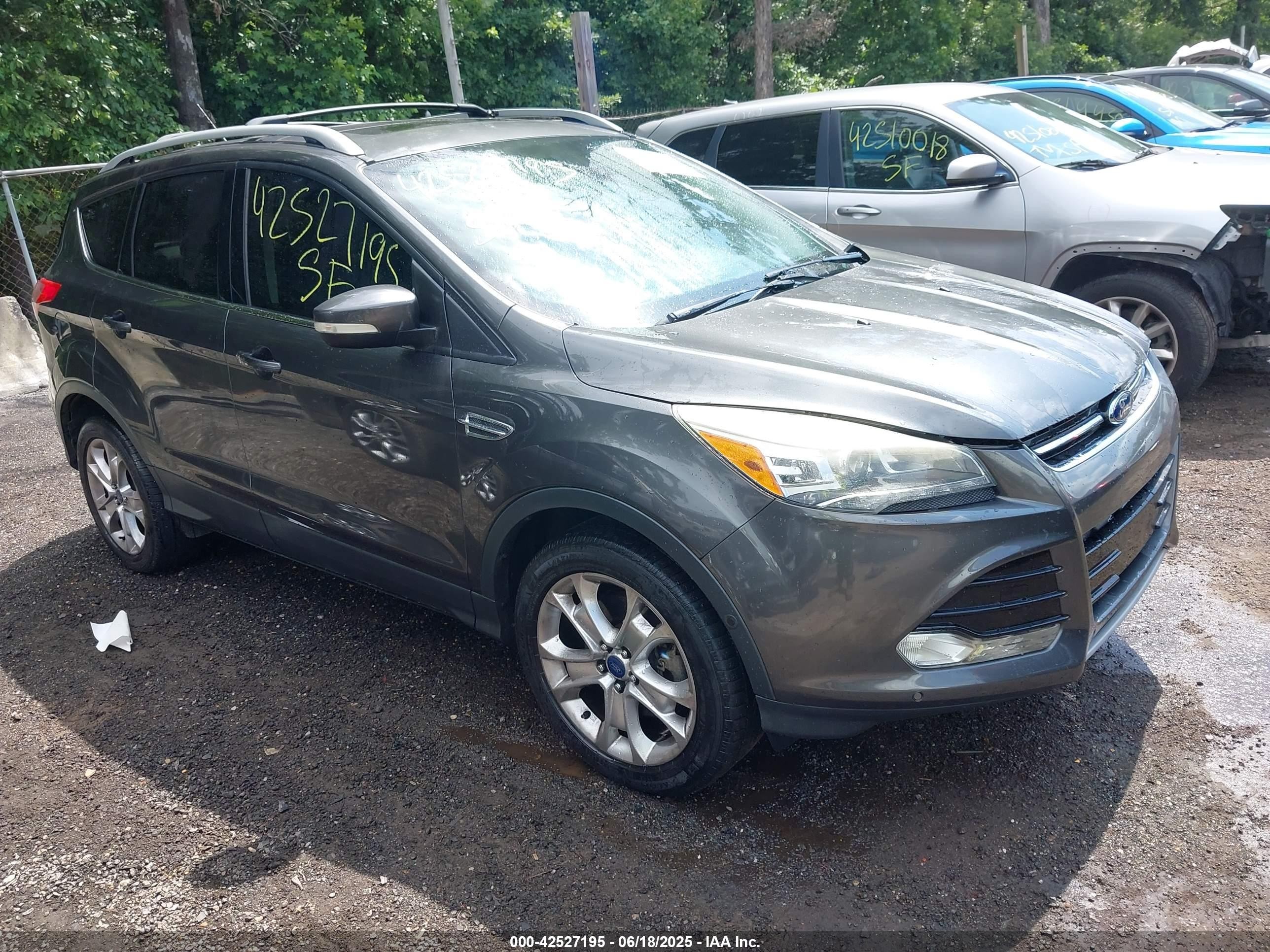 2015 Ford Escape Titanium, VIN 1FMCU9J94FUB57305 — Rear end
