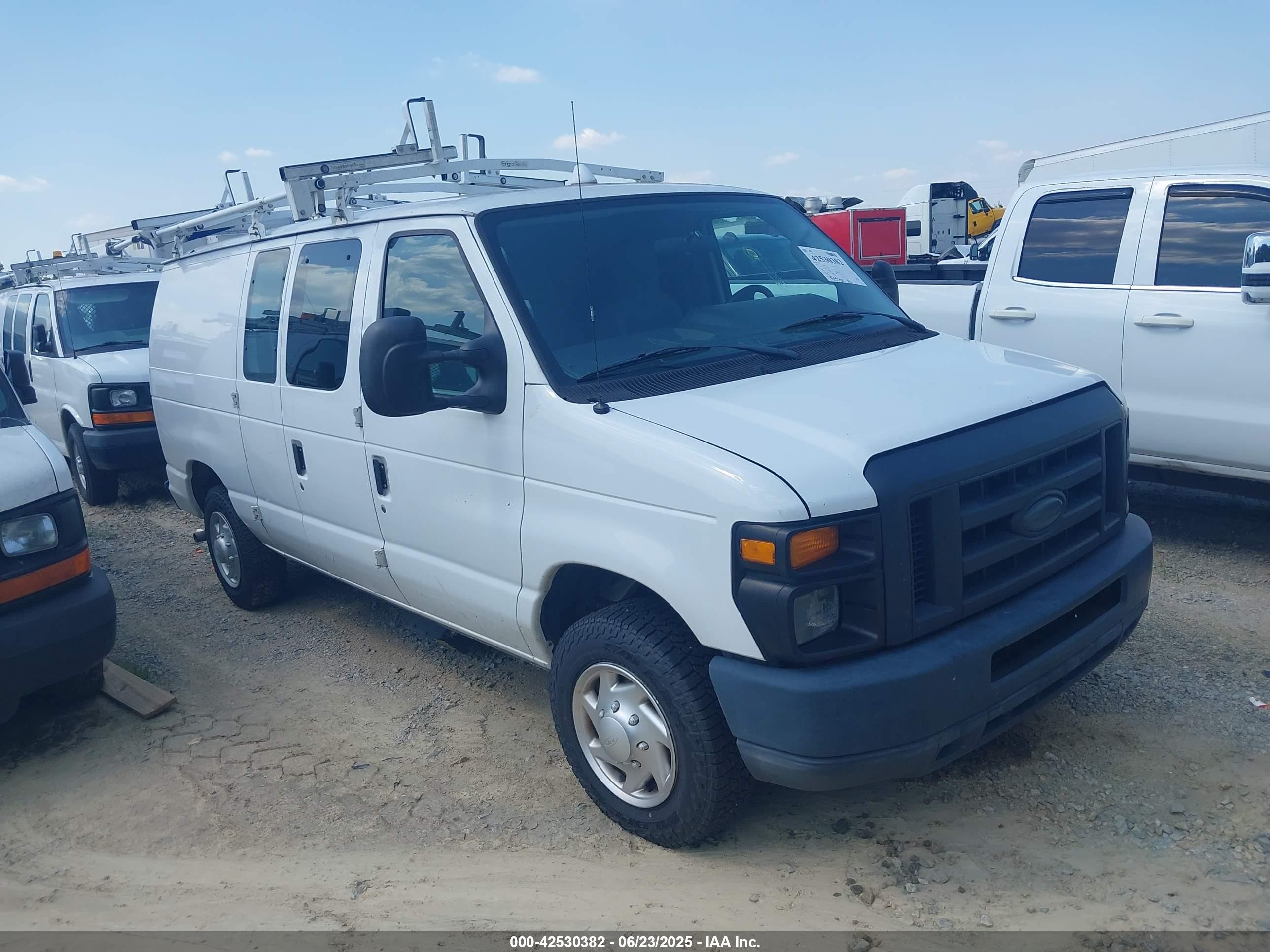 2014 Ford Econoline Cargo Commercial, VIN 1FTNE1EW4EDB15338 — Normal wear