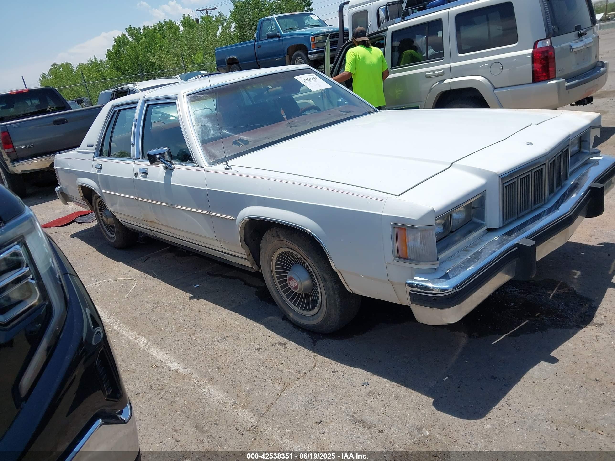 1986 Mercury Grand Marquis, VIN 2MEBP95FXGX683499 — Механическое