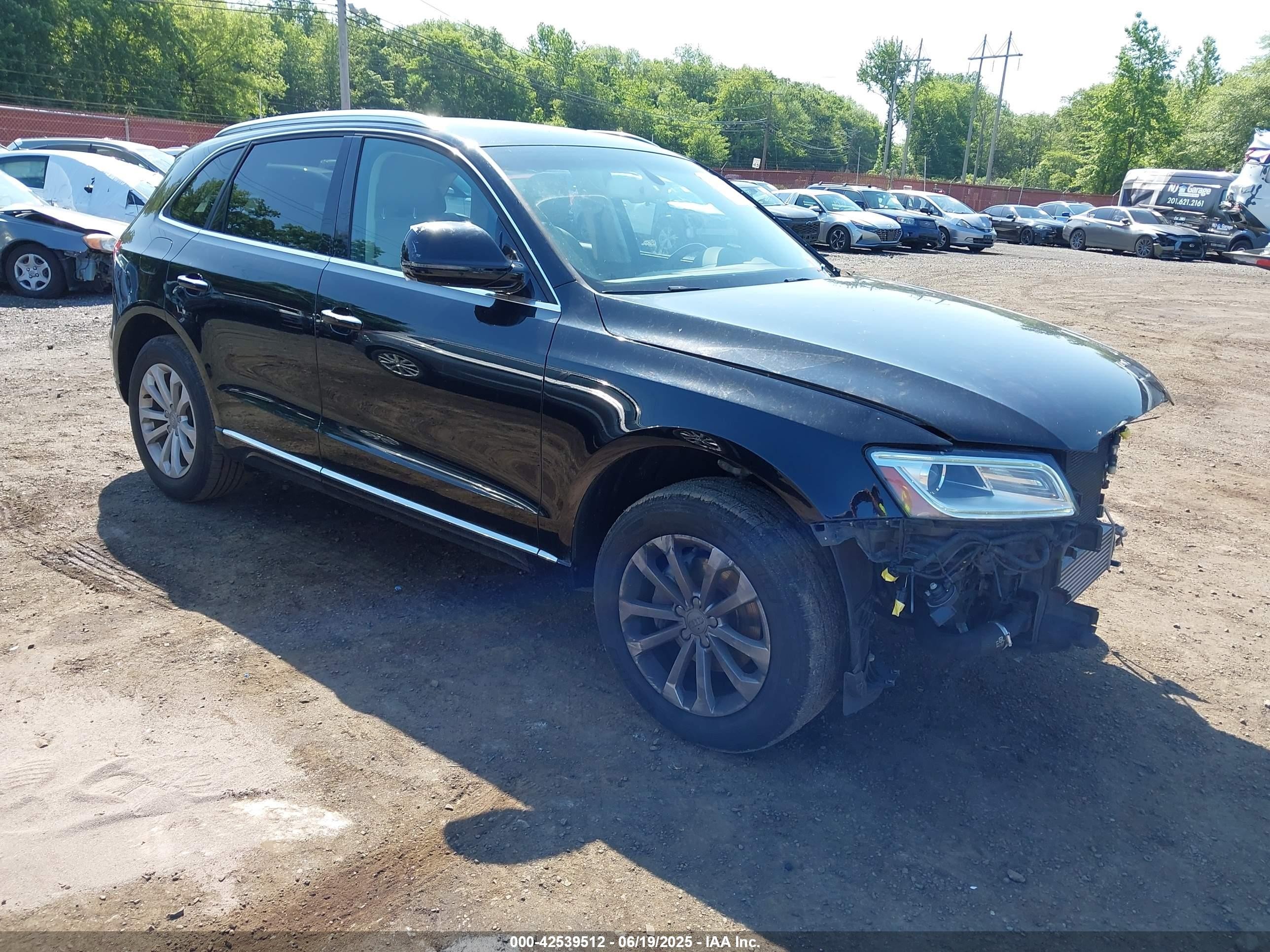 2016 Audi Q5 Premium Plus, VIN WA1L2AFPXGA101143 — Front end