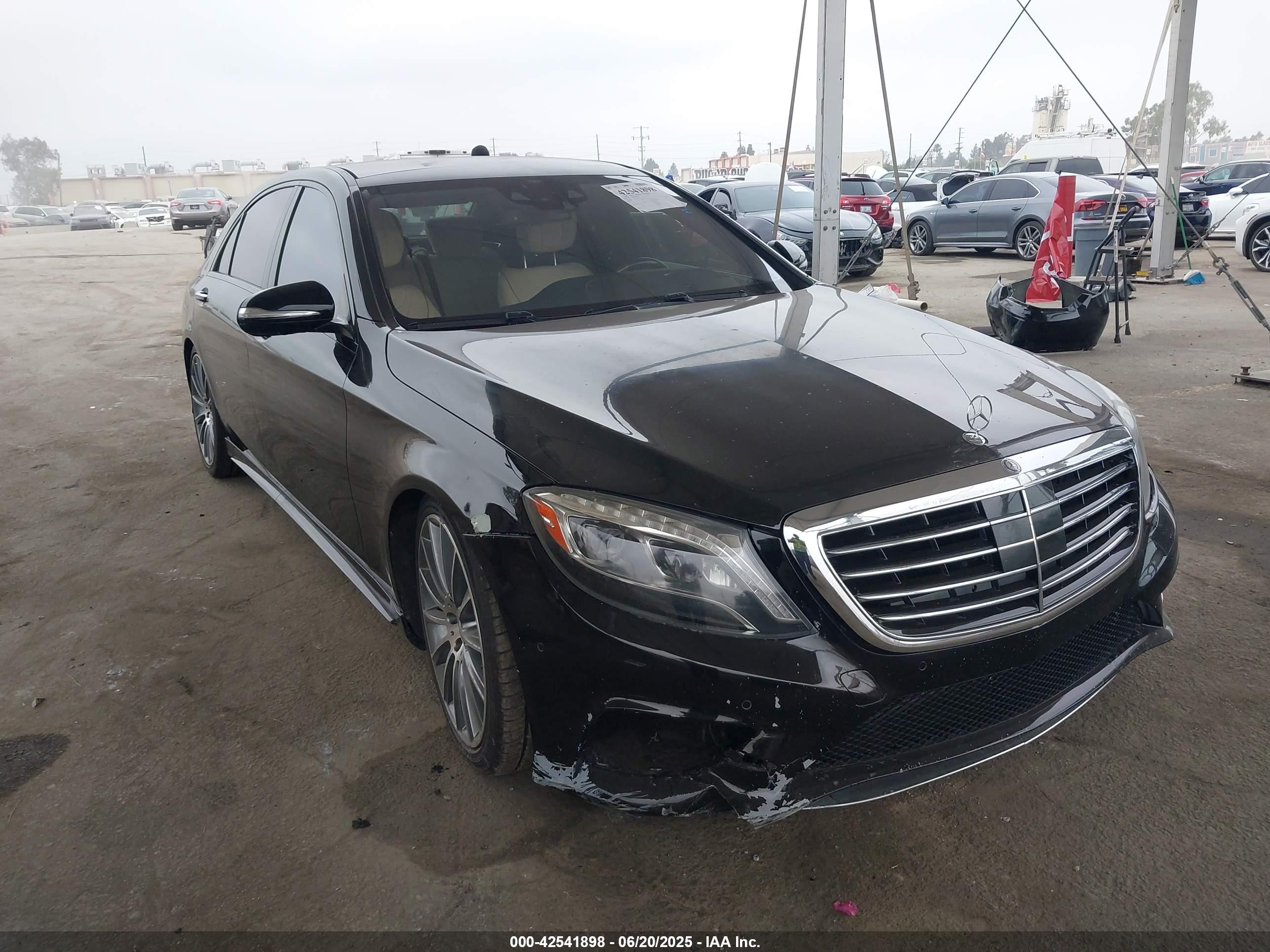 2015 Mercedes-Benz S 550, VIN WDDUG8CB4FA134270 — Front end