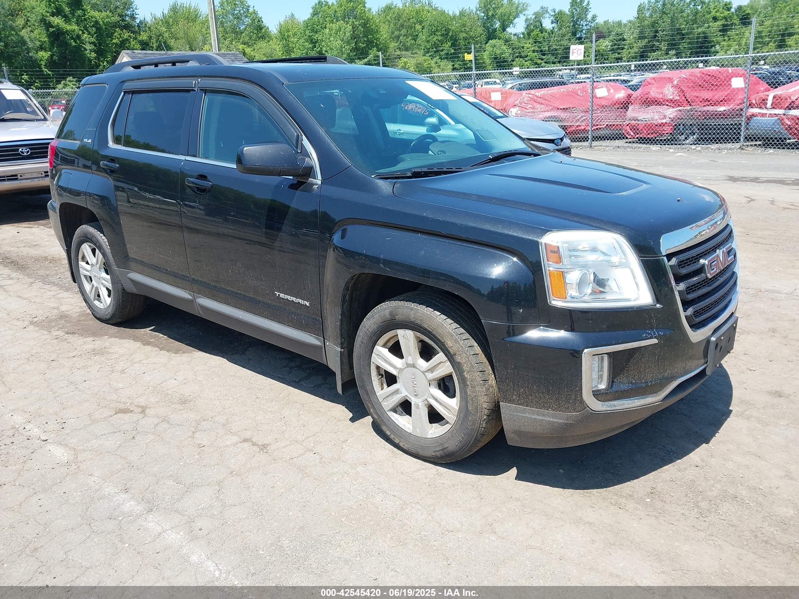 2016 GMC Terrain SLE, VIN 2GKFLTEKXG6243530 — Front end
