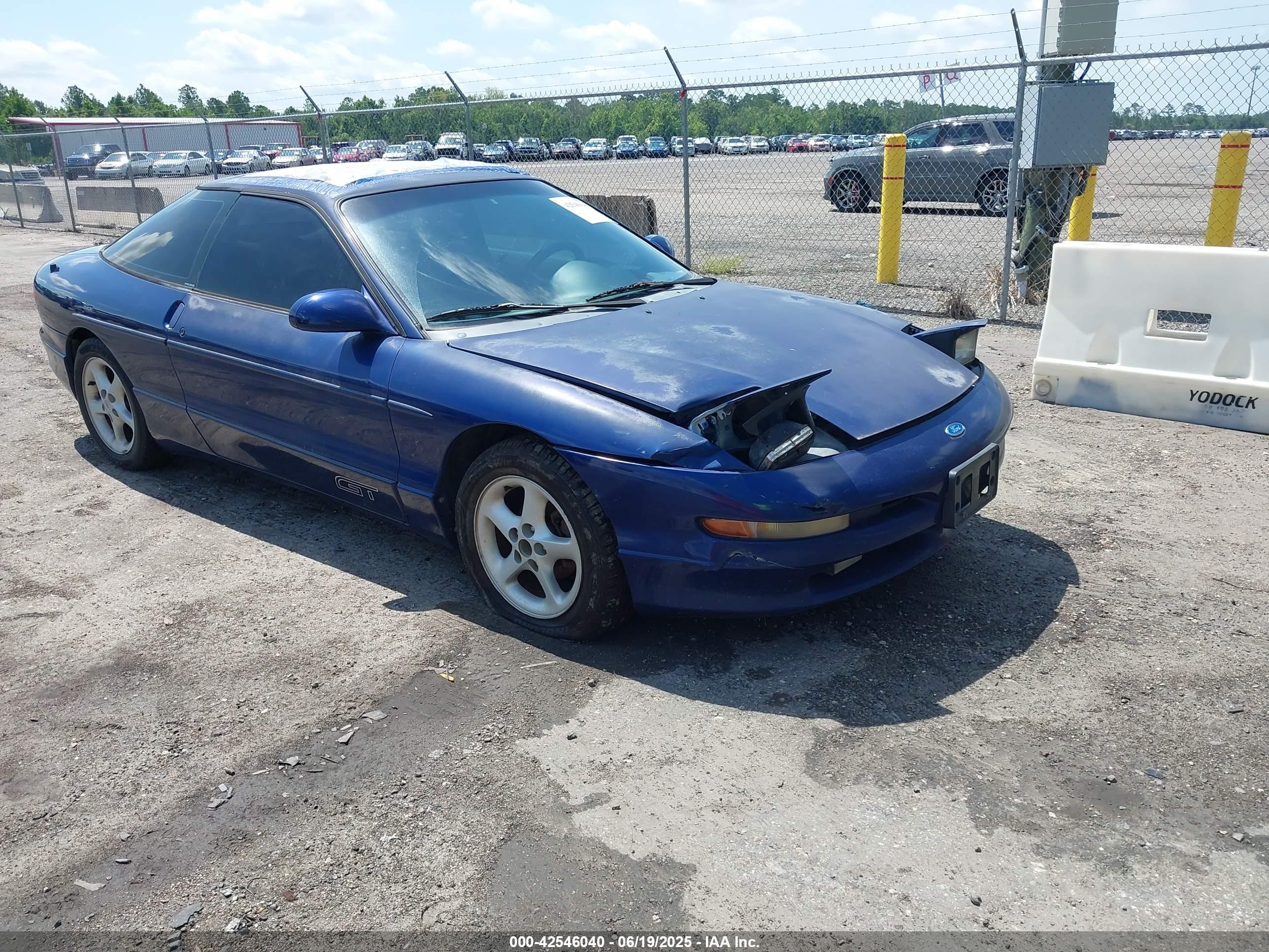 1993 Ford Probe, VIN 1ZVCT22B2P5205649 — Front end