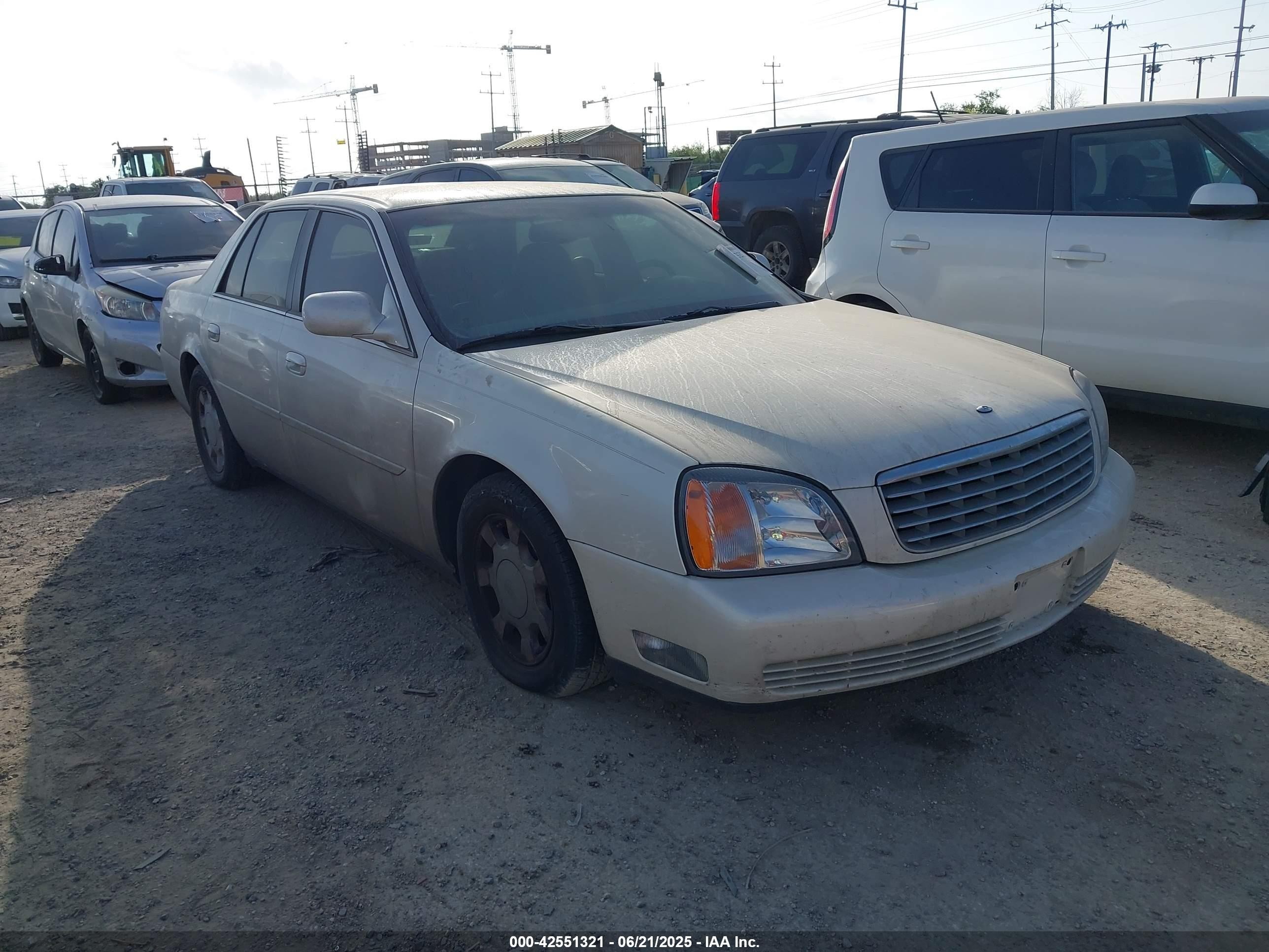 2000 Cadillac DeVille, VIN 1G6KD54Y4YU225362 — Normal wear