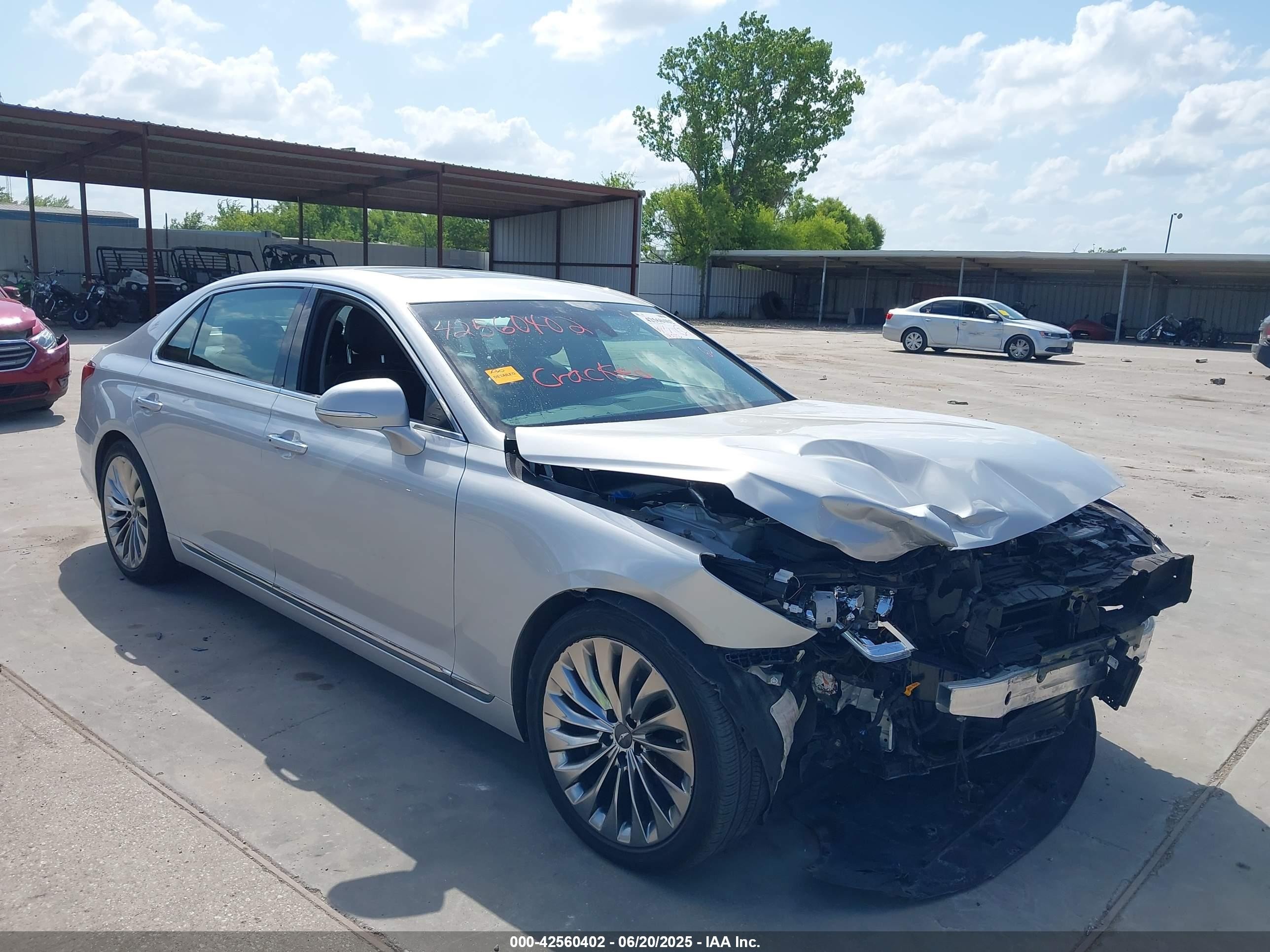 2019 Genesis G90 Ultimate, VIN KMTF54JH2KU061774 — Front end
