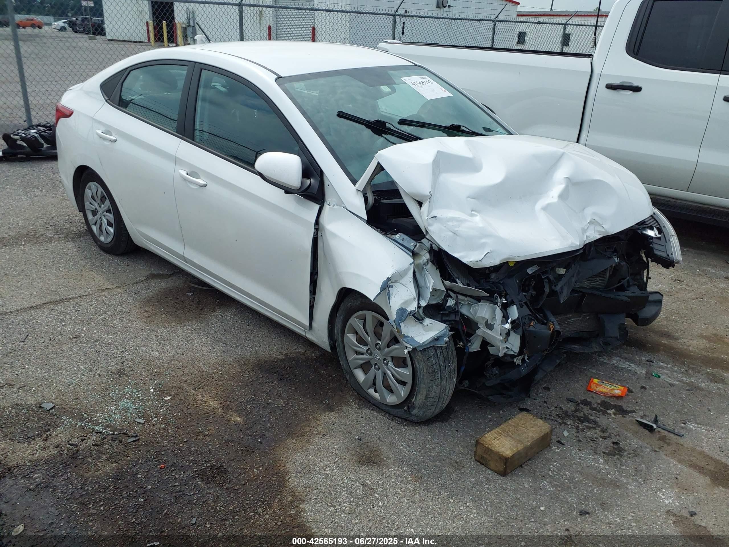 2022 Hyundai Accent SEL, VIN 3KPC24A64NE166926 — Front end