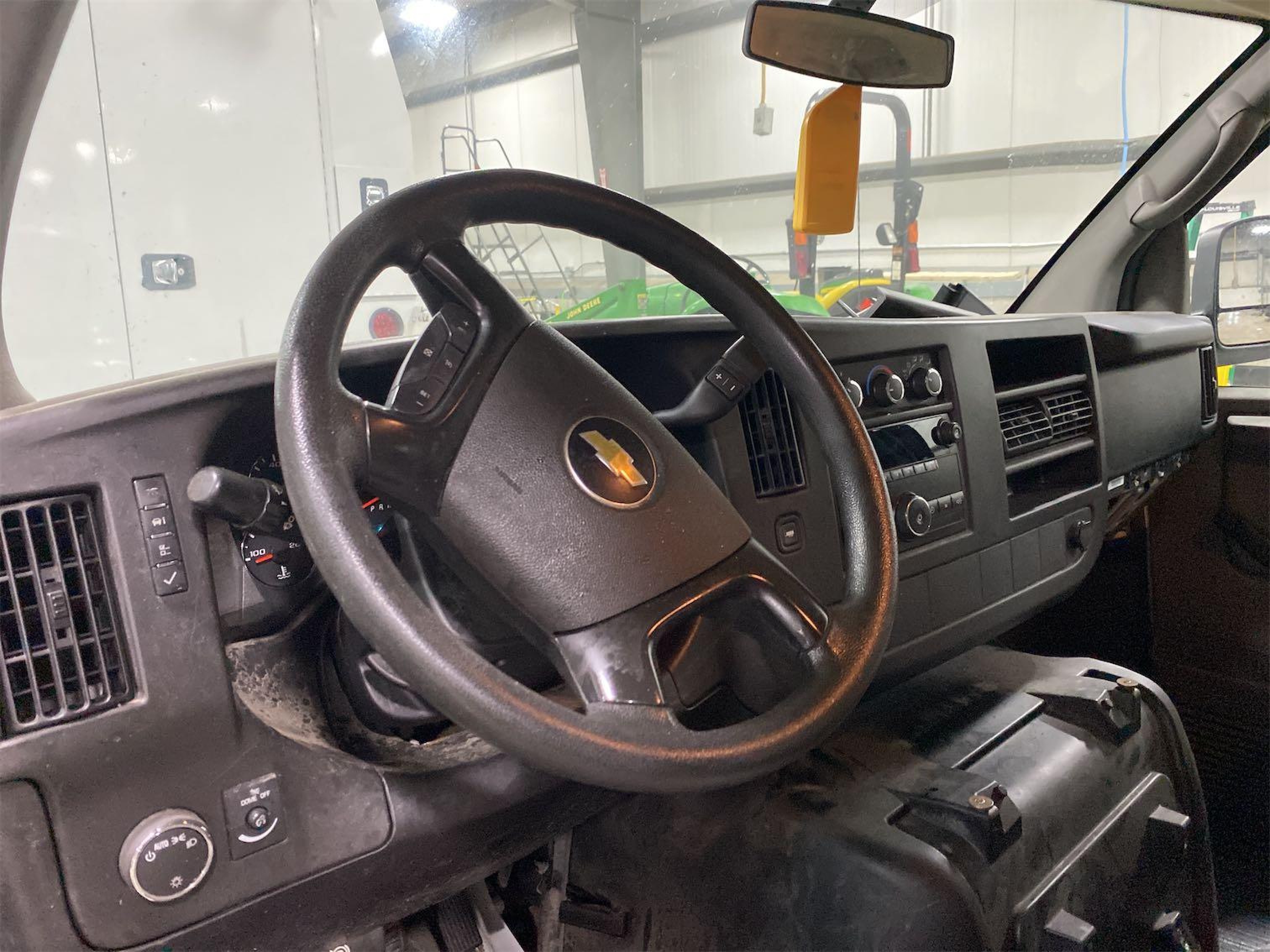 2012 Chevrolet Express G3500, VIN 1GCZGUBG9C1152930 — Normal wear