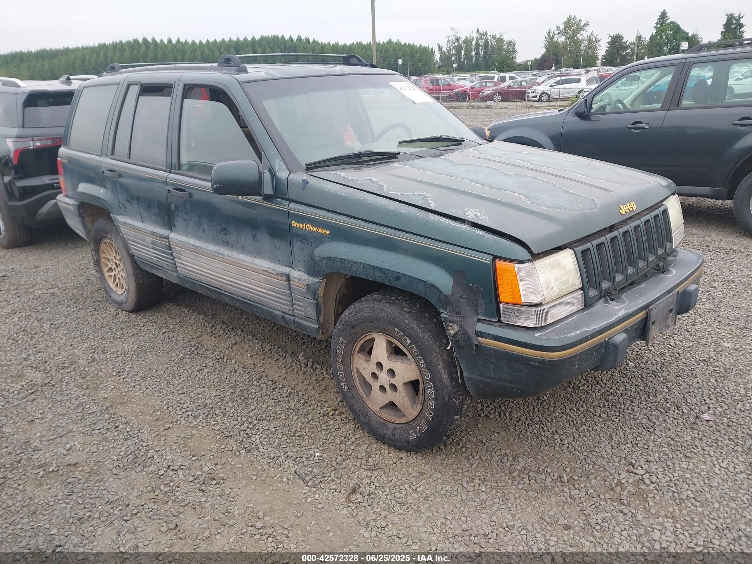 1993 Jeep Grand Cherokee Limited, VIN 1J4GZ78S1PC525798 — Normal wear