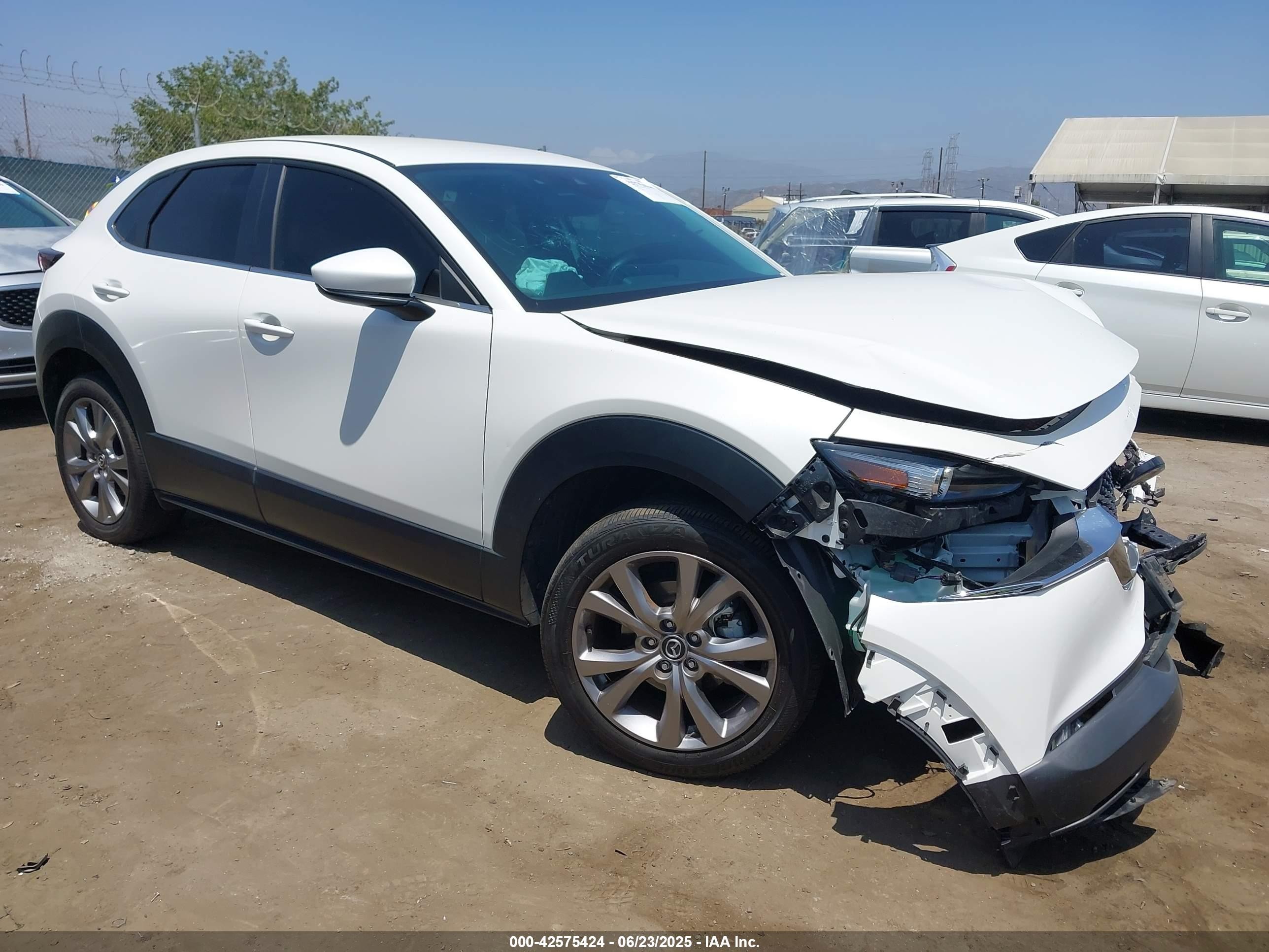 2021 Mazda CX-30 Select, VIN 3MVDMBBL9MM313039 — Front end