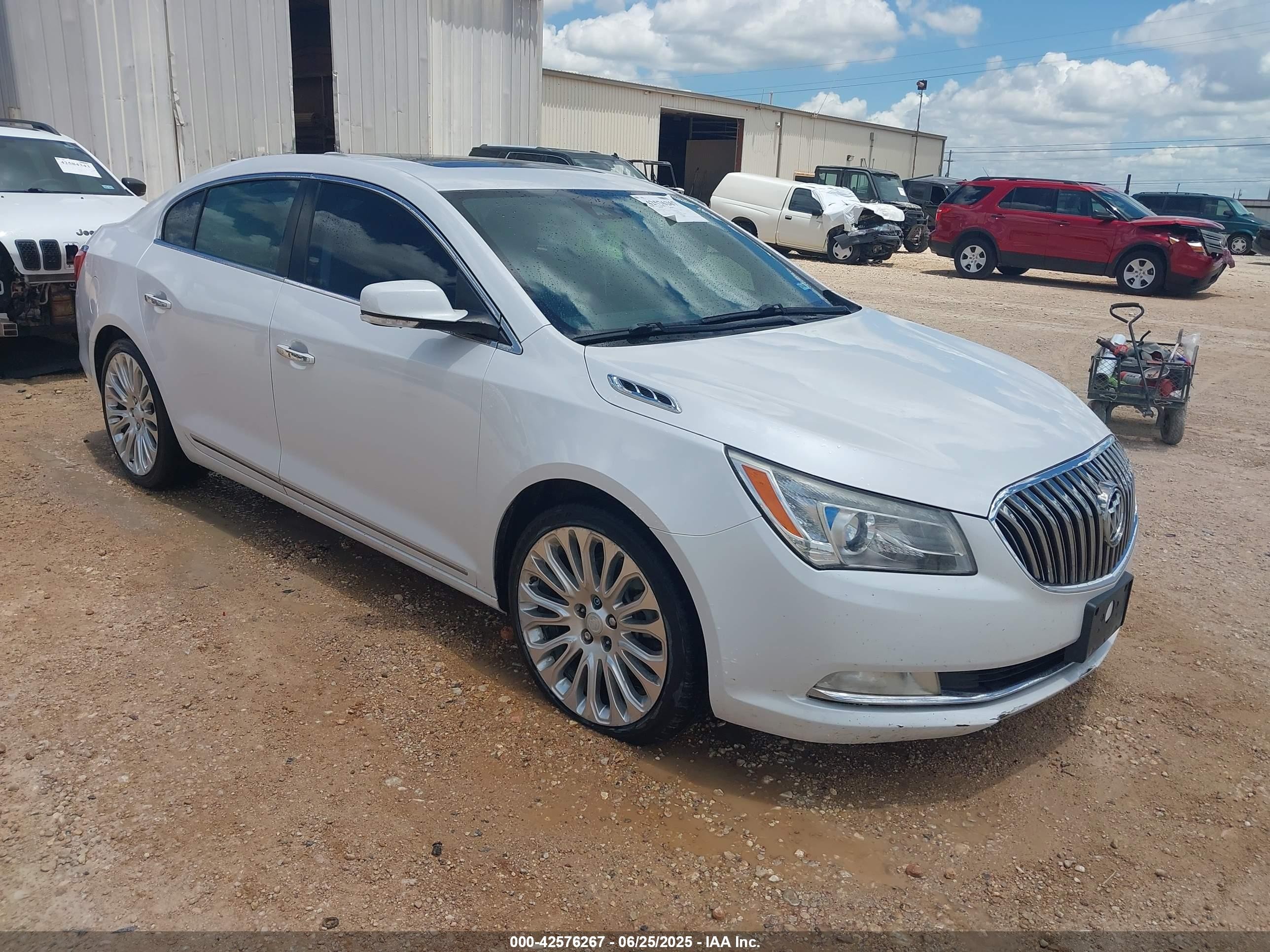2015 Buick LaCrosse Premium II, VIN 1G4GF5G39FF158090 — Fresh water flood