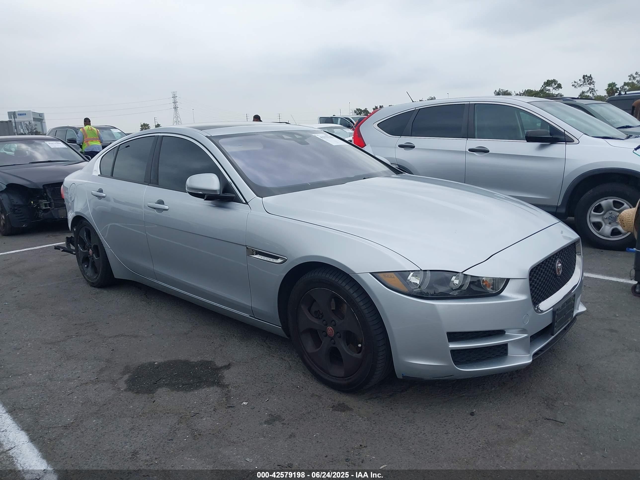 2017 Jaguar XE 25t, VIN SAJAR4BG4HA976298 — Rear end