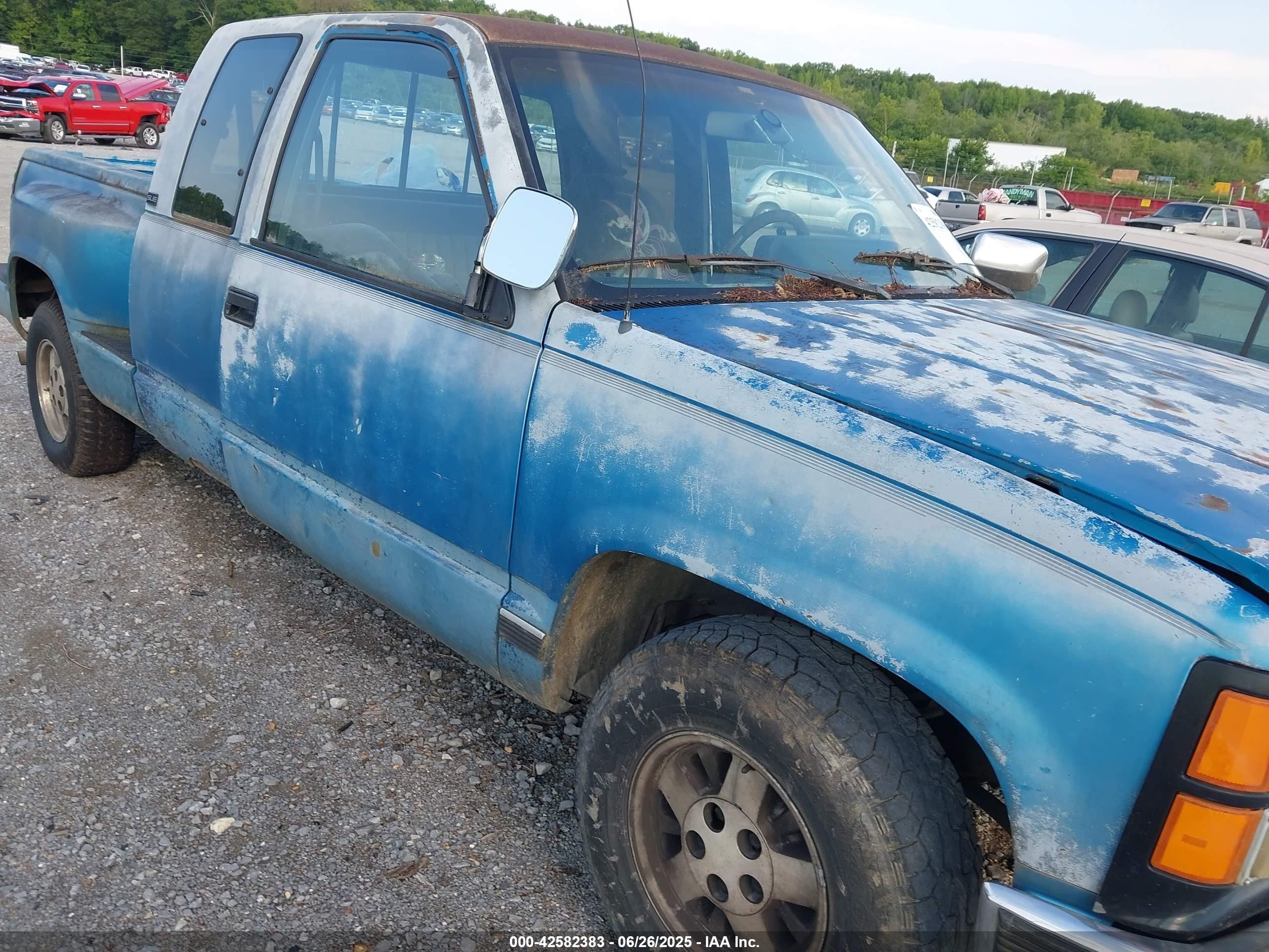1992 GMC Sierra 1500, VIN 2GTEC19K4N1538882 — All over