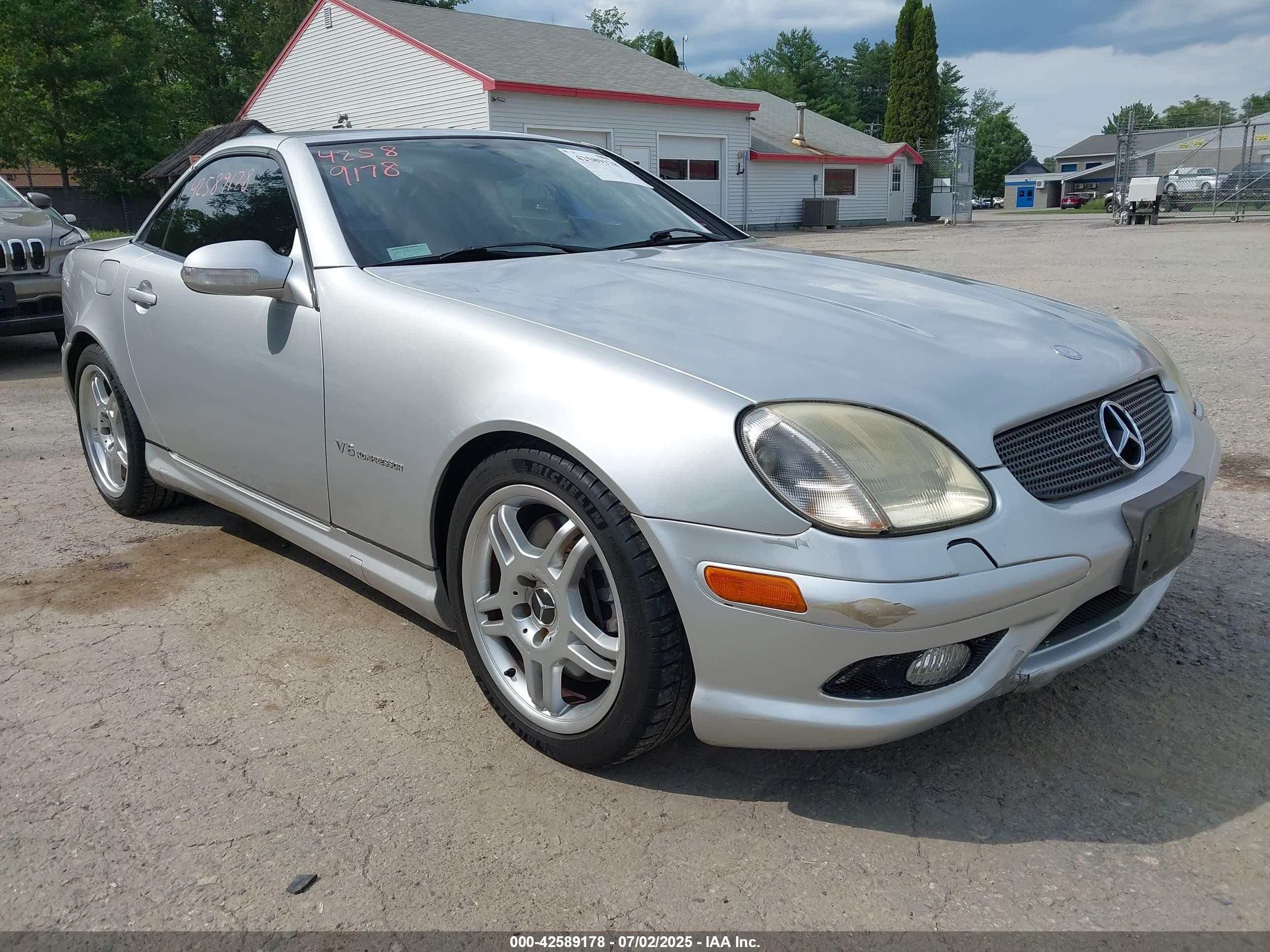 2003 Mercedes-Benz SLK 32 AMG, VIN WDBKK66F53F283741 — Normal wear