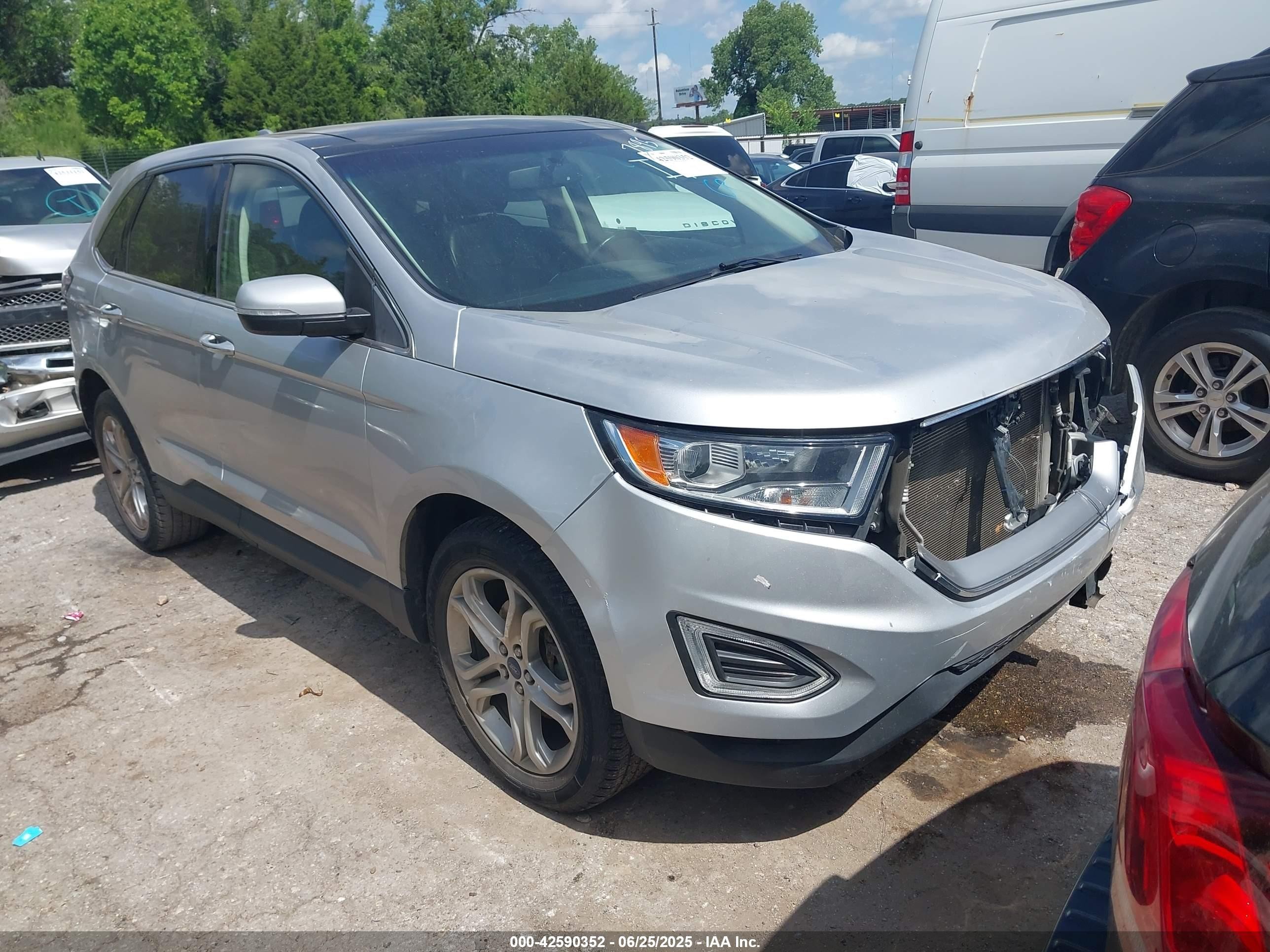2017 Ford Edge Titanium, VIN 2FMPK3K92HBB57895 — Auction photo