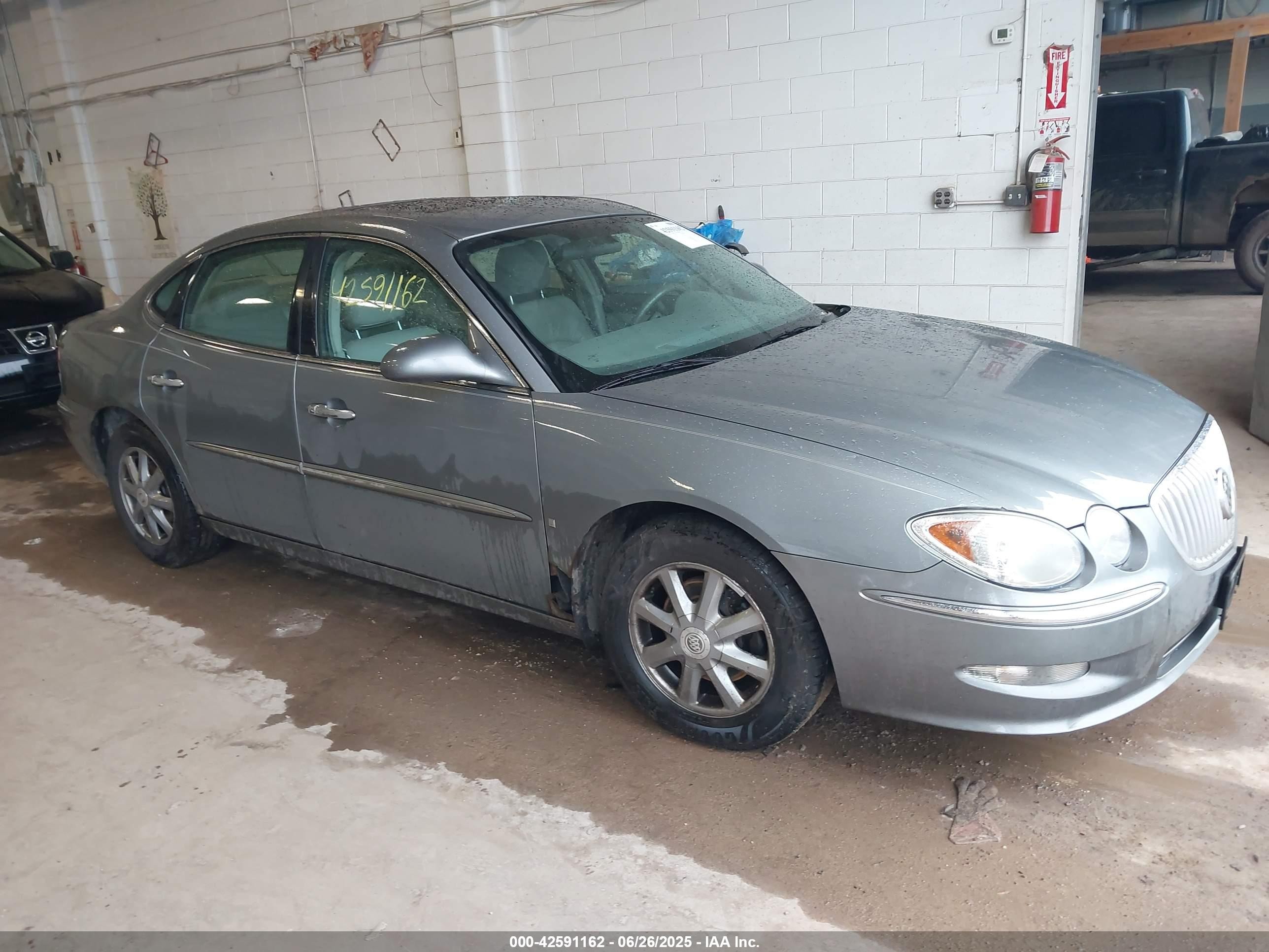 2009 Buick LaCrosse CXL, VIN 2G4WD582891140151 — Перед