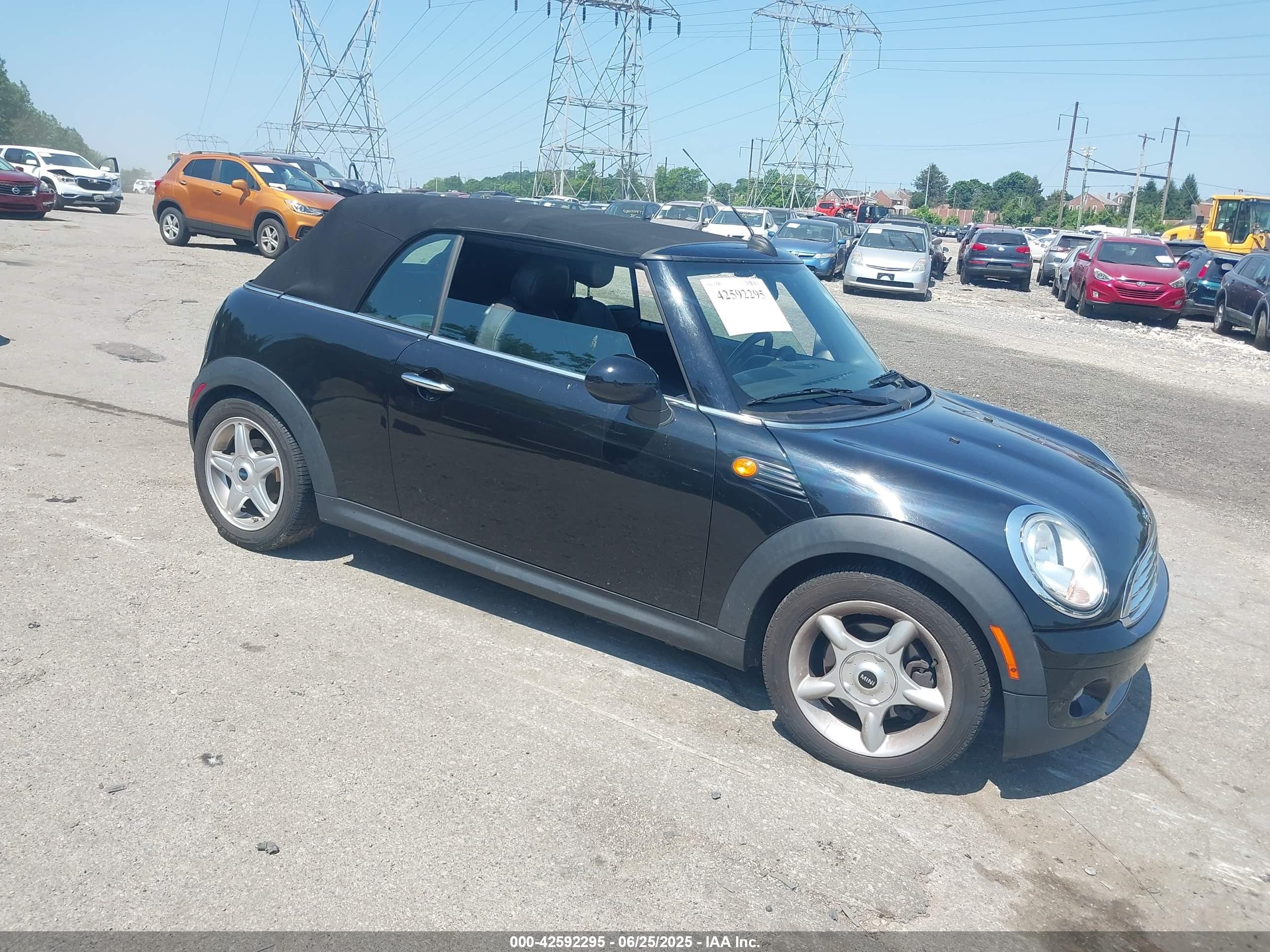 2009 MINI Convertible, VIN WMWMR33599TJ94357 — Обычный износ