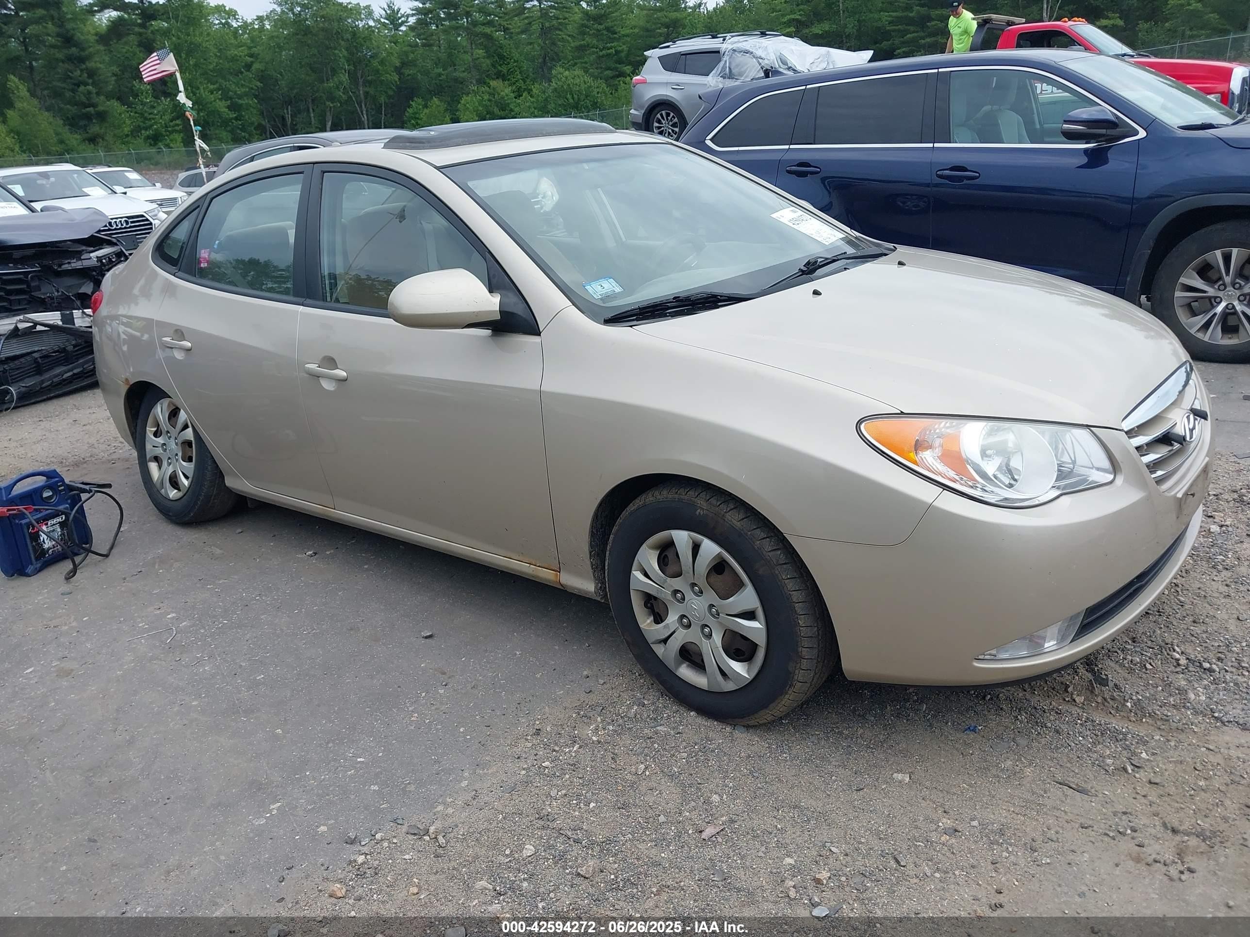 2010 Hyundai Elantra GLS, VIN KMHDU4AD5AU081355 — Front end