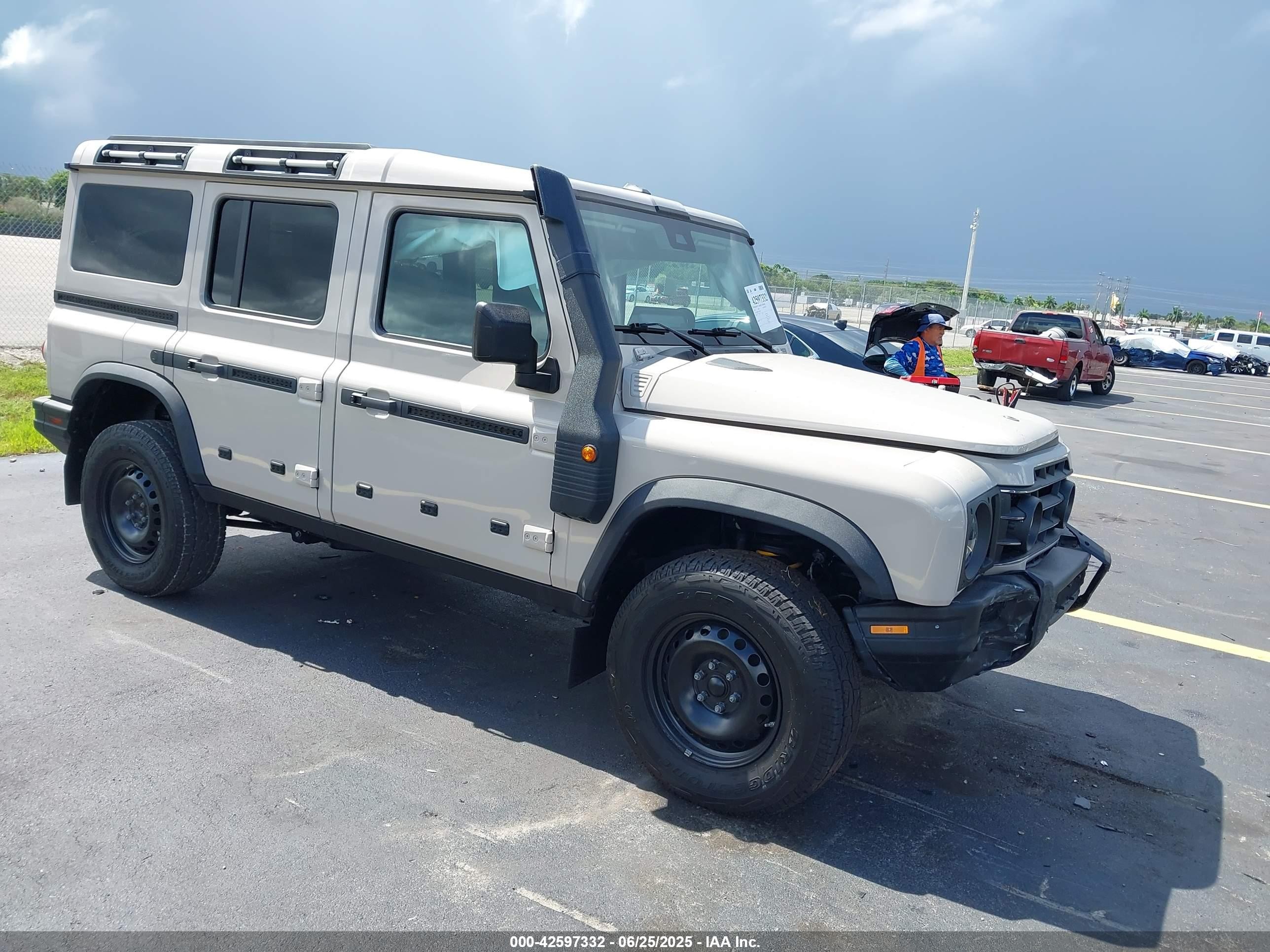 2024 Ineos Grenadier, VIN SC6GM1CA3RF014290 — Front end