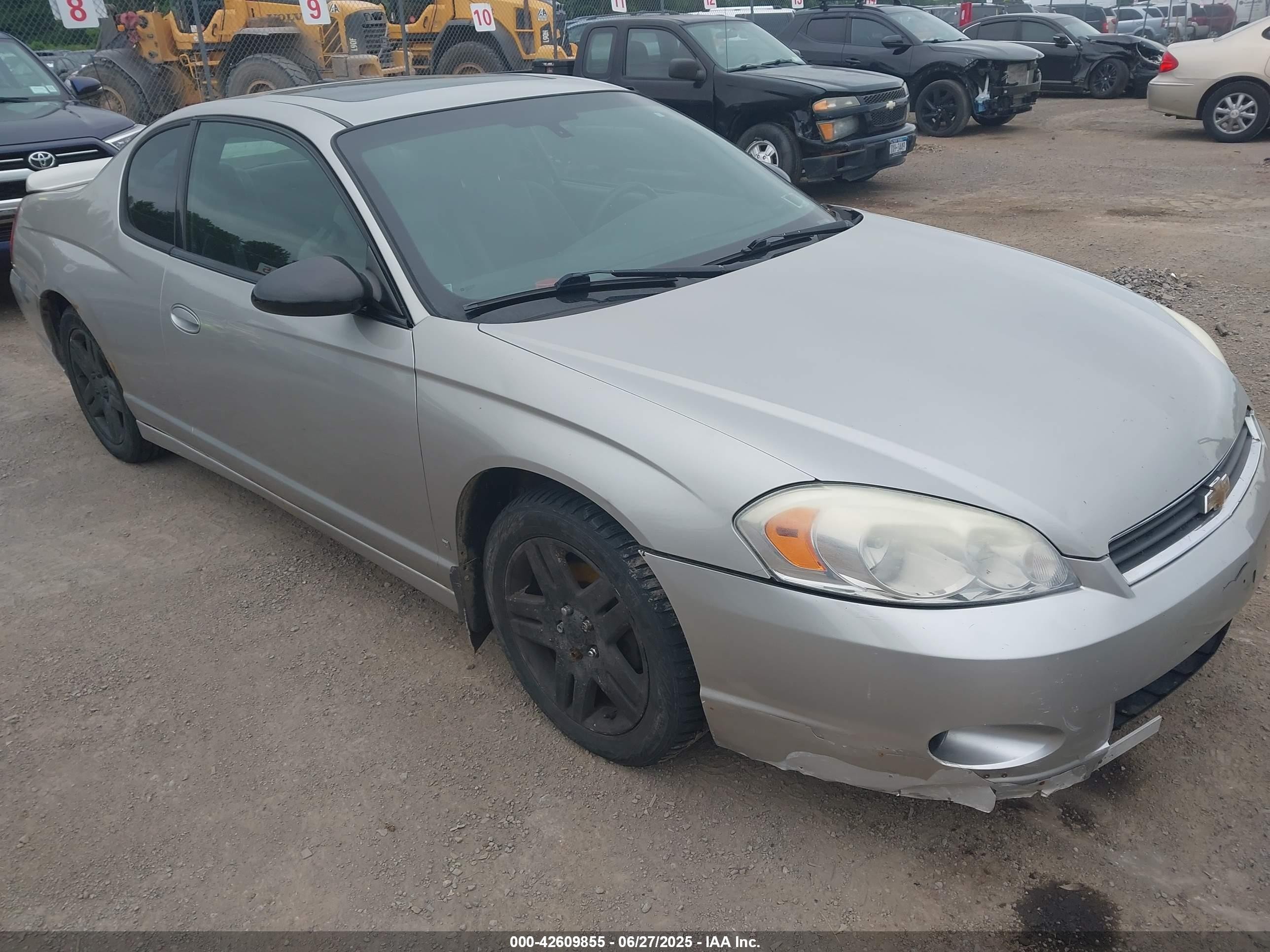2007 Chevrolet Monte Carlo LT, VIN 2G1WK15K979280630 — Front end