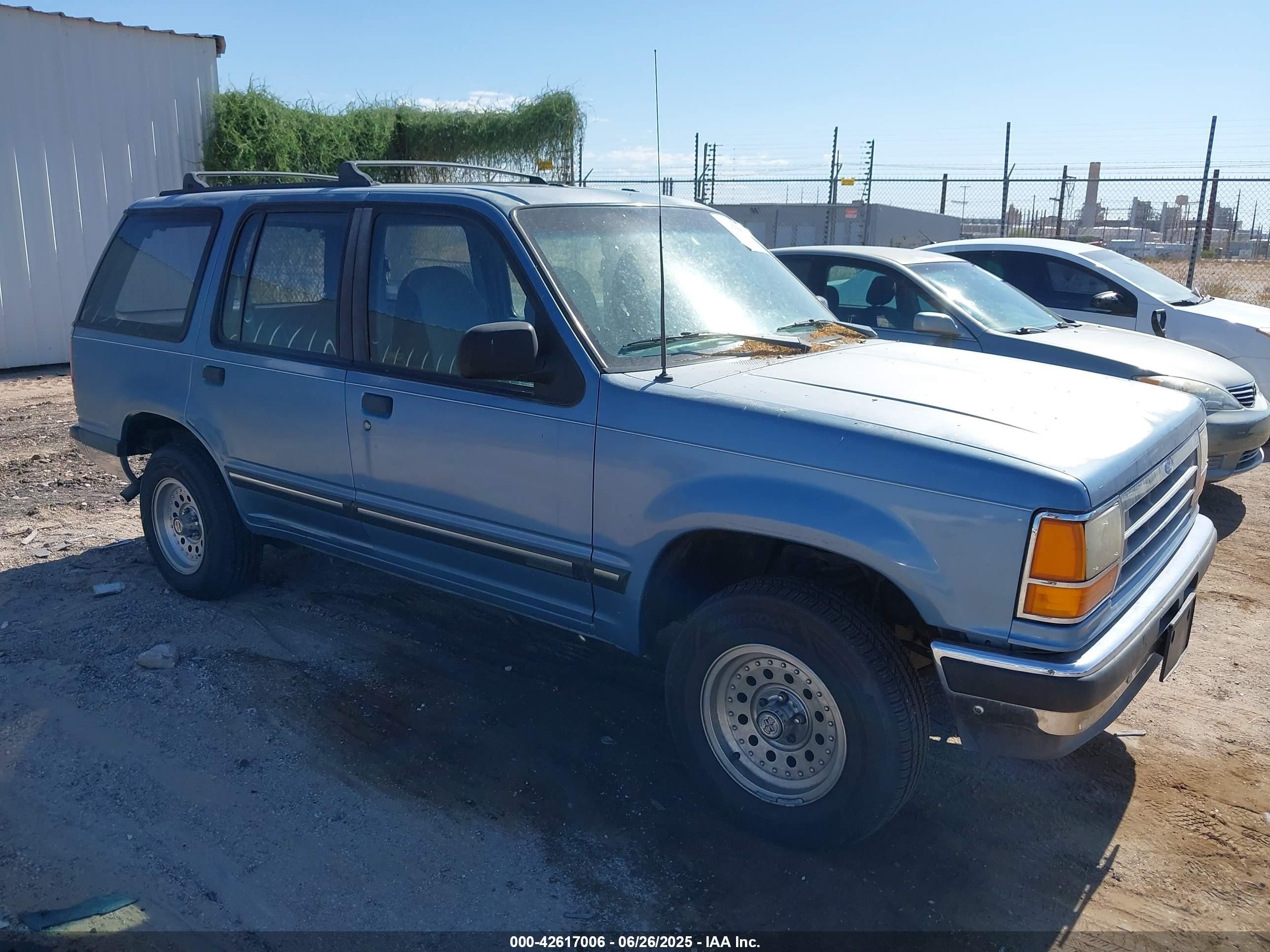 1991 Ford Explorer XL, VIN 1FMDU34X0MUA51314 — Side