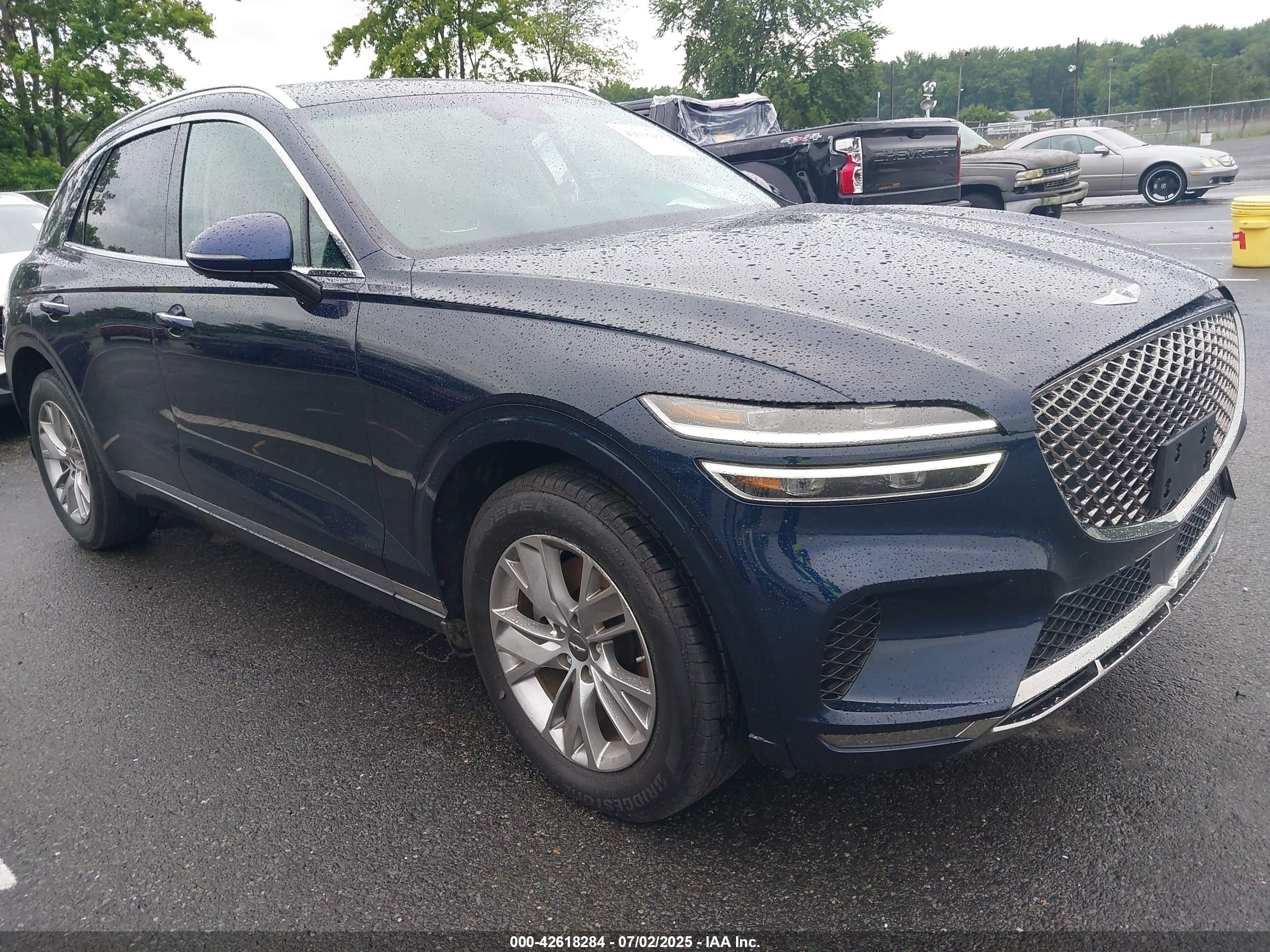 2023 Genesis GV70 2.5T, VIN KMUMADTB0PU096120 — Front end