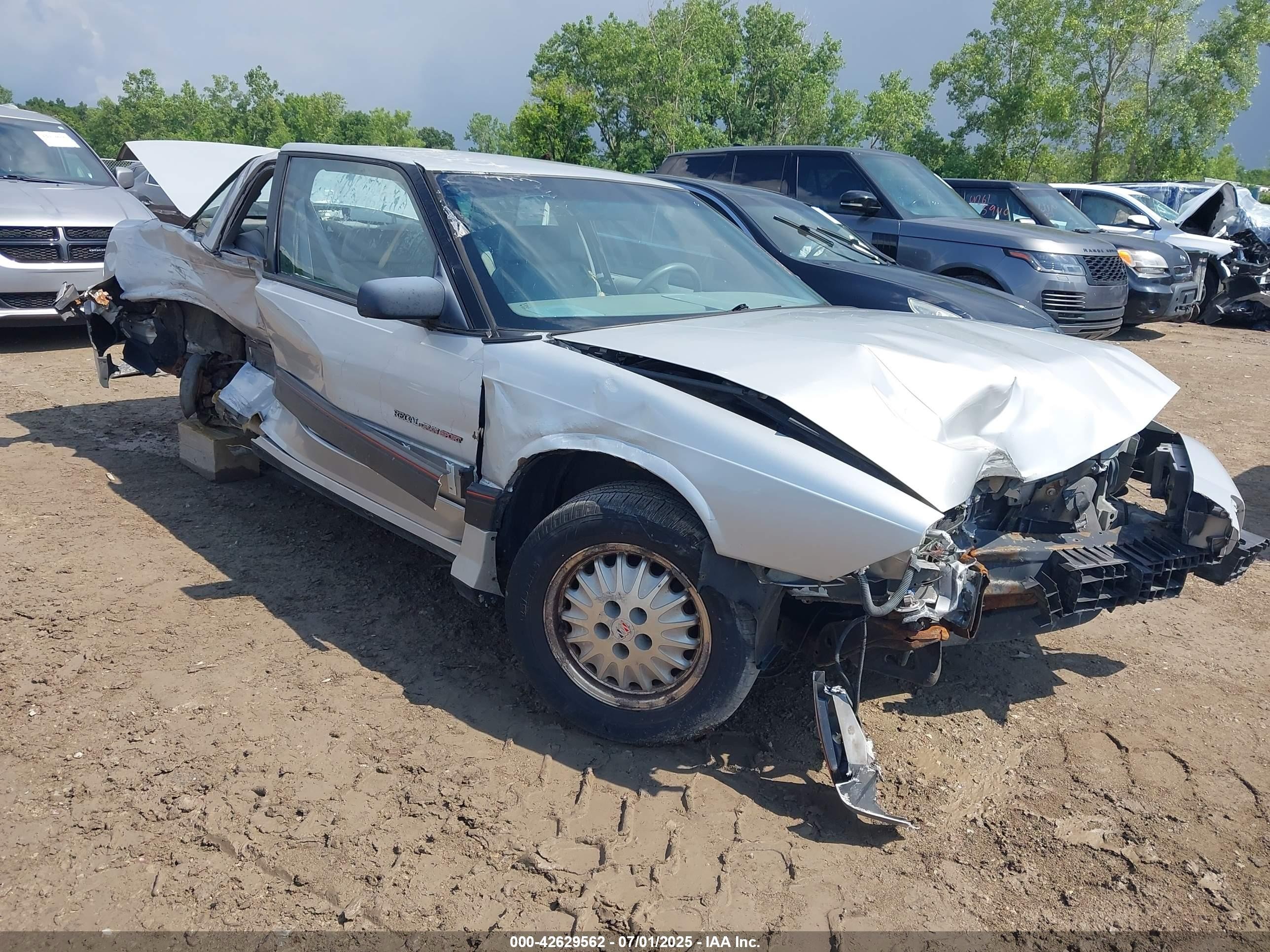 1993 Buick Regal, VIN 2G4WF14L0P1465309 — По всему кузову