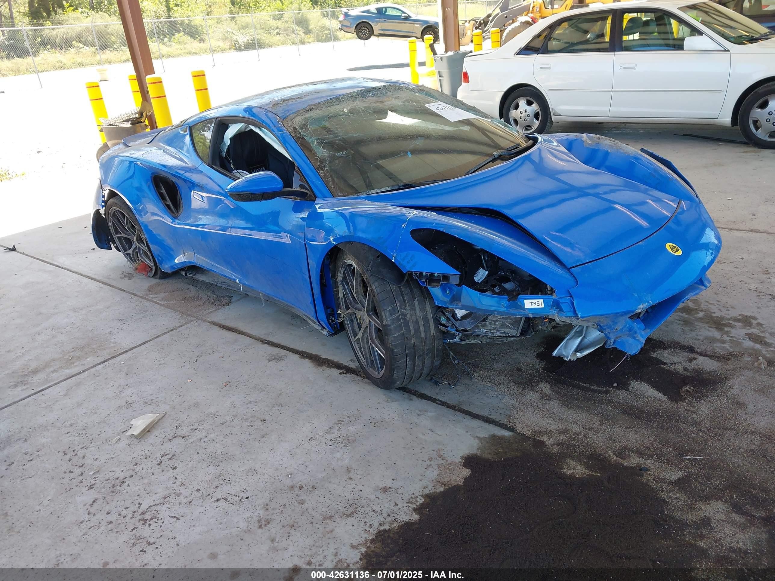 2024 Lotus Emira First Edition, VIN SCCLEKAX7RHA13415 — Фото с аукциона