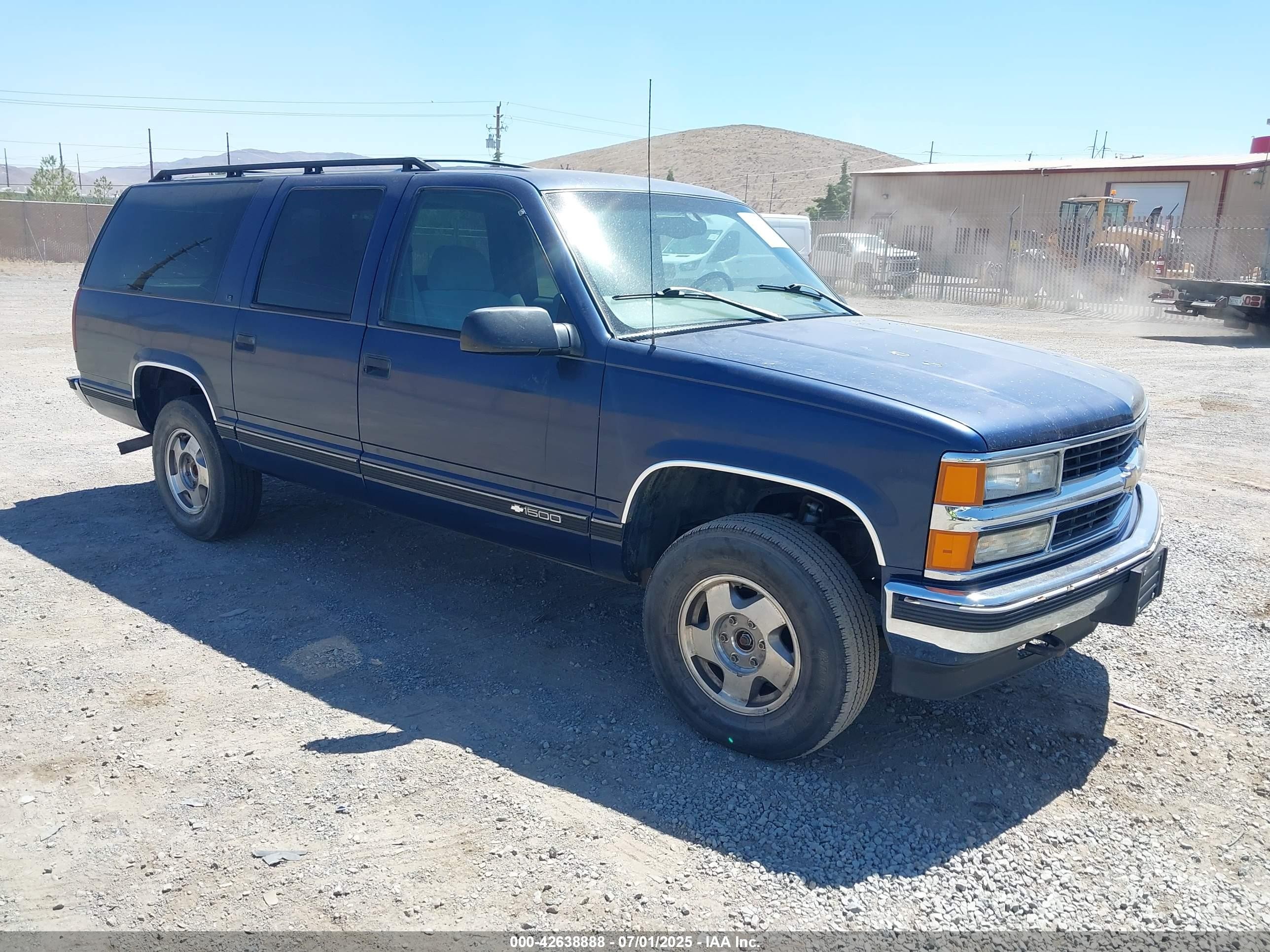 1997 Chevrolet Suburban, VIN 1GNFK16R9VJ314187 — Mechanical