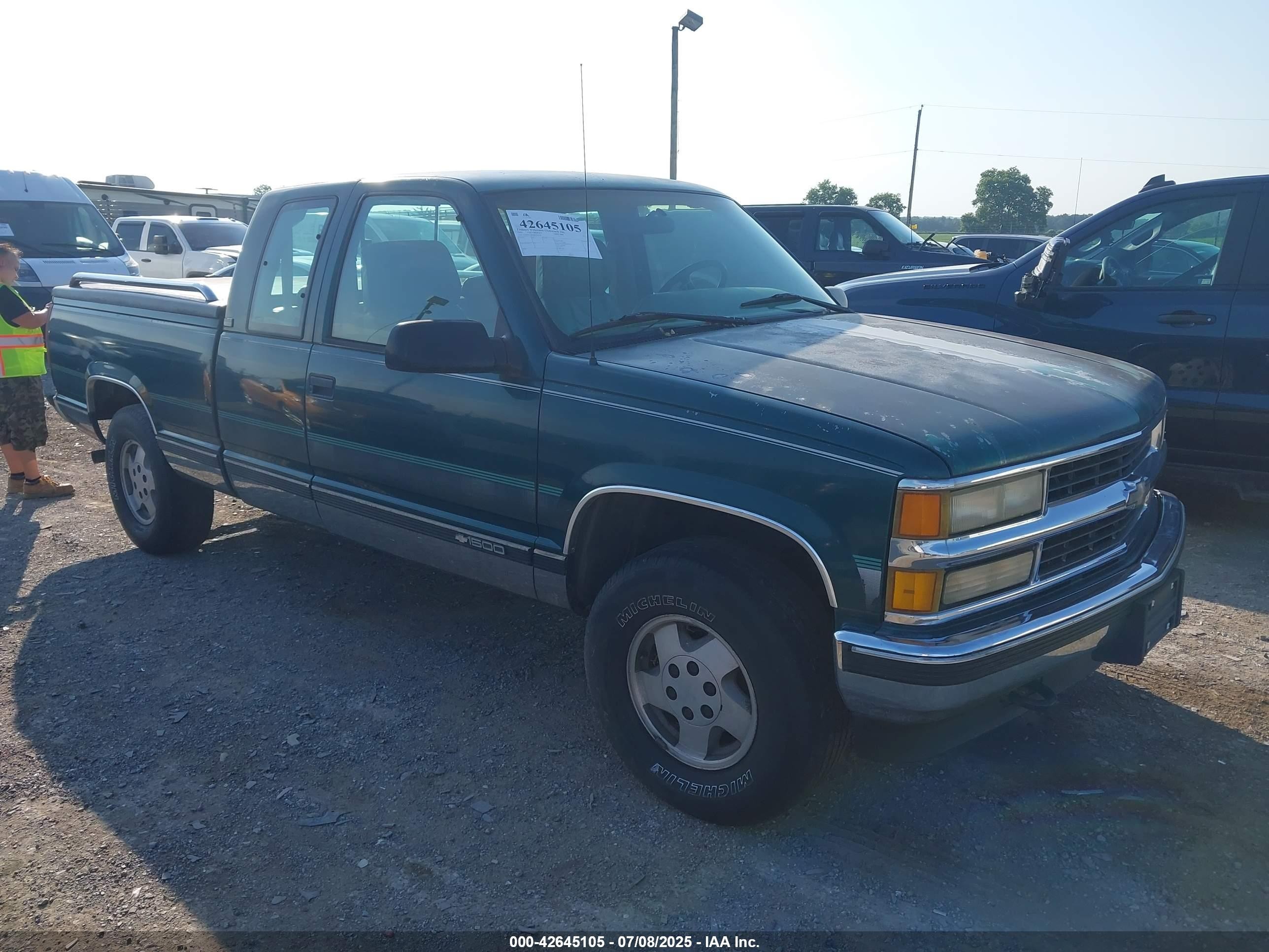 1995 Chevrolet K1500, VIN 1GBEK19KXSE236336 — Mechanical