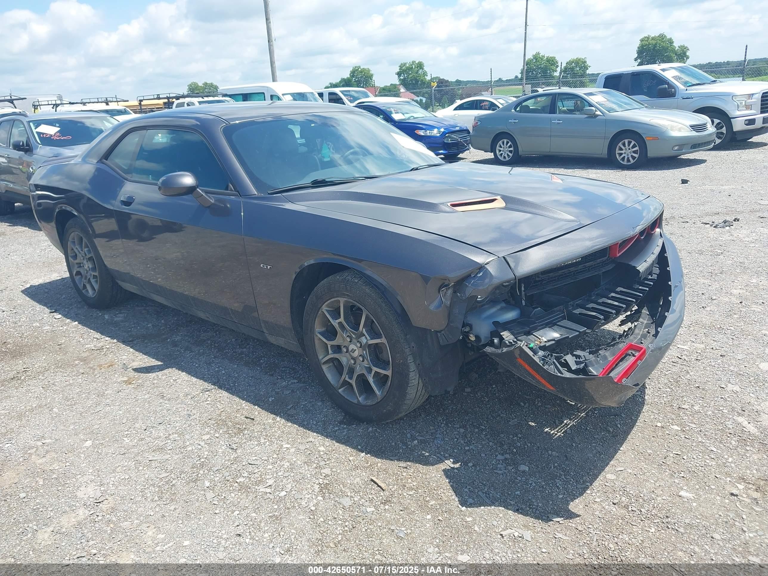 2017 Dodge Challenger GT, VIN 2C3CDZGG3HH543217 — Front end