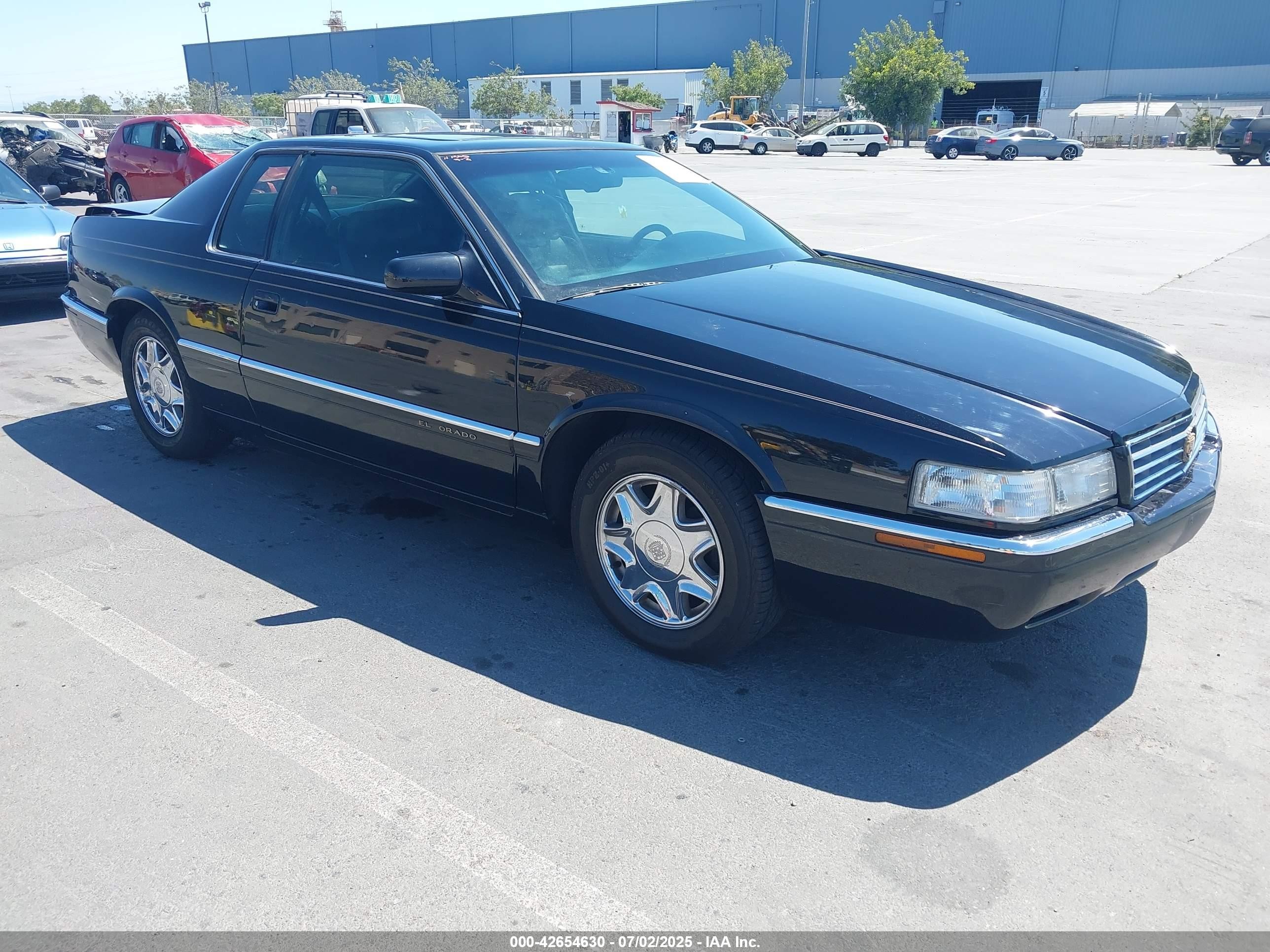 1997 Cadillac Eldorado, VIN 1G6EL12Y8VU617915 — Зад