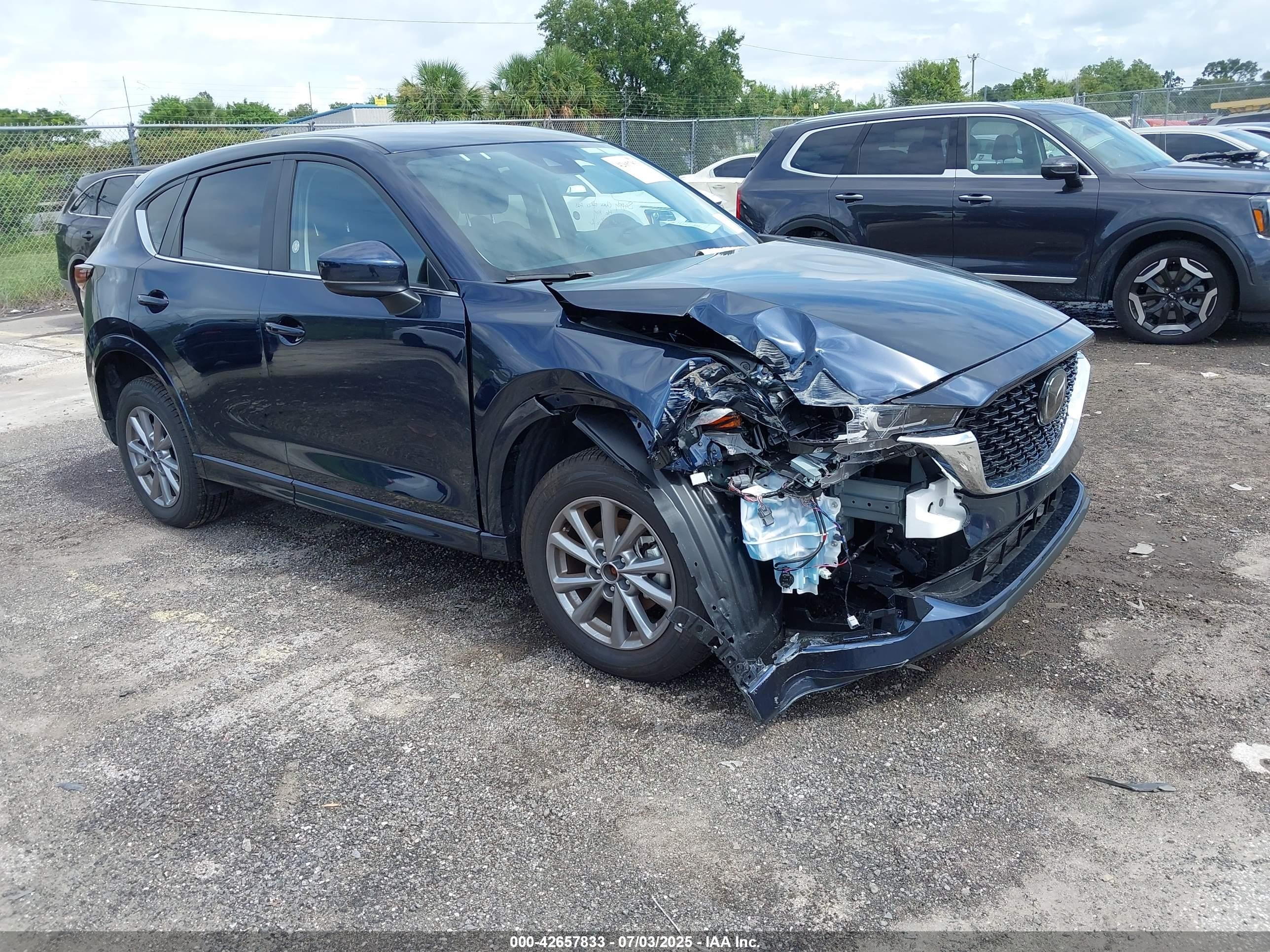 2025 Mazda CX-5 S Select, VIN JM3KFBBL0S0583996 — Перед