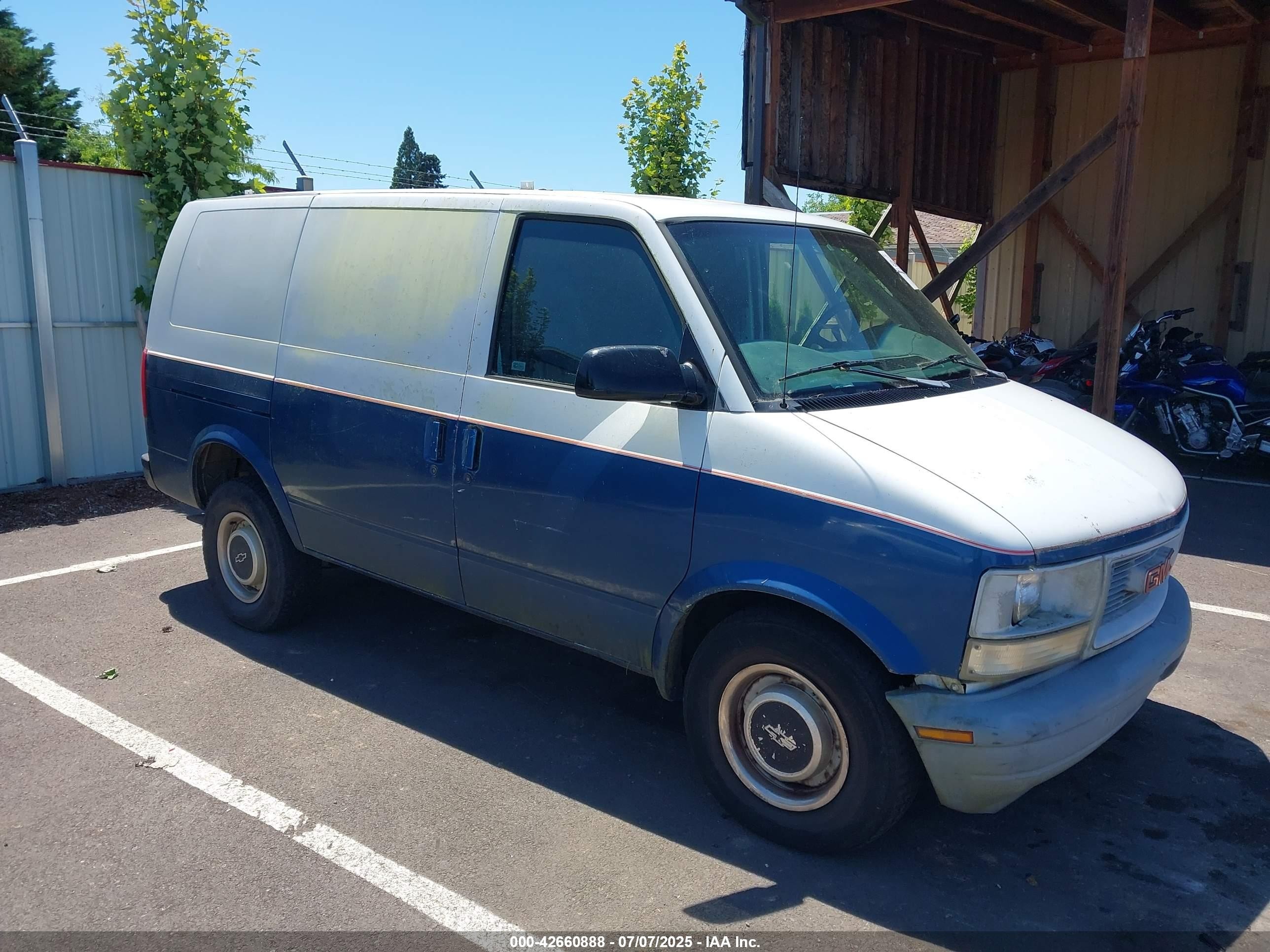 1998 GMC Safari Cargo, VIN 1GTDM19W1WB541719 — Mechanical