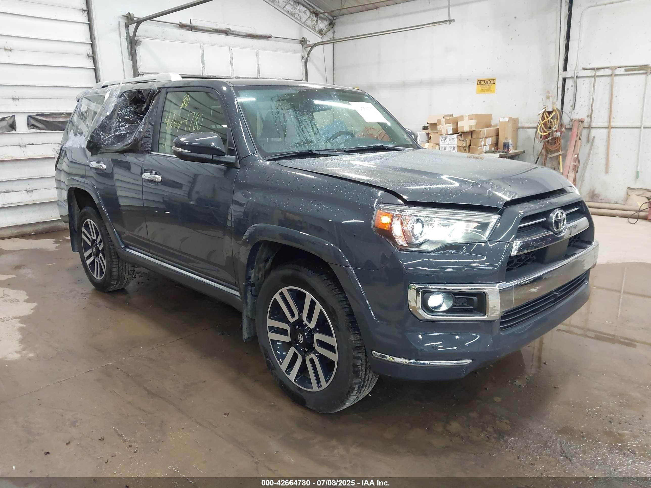 2024 Toyota 4Runner Limited, VIN JTEKU5JR5R6303644 — Side