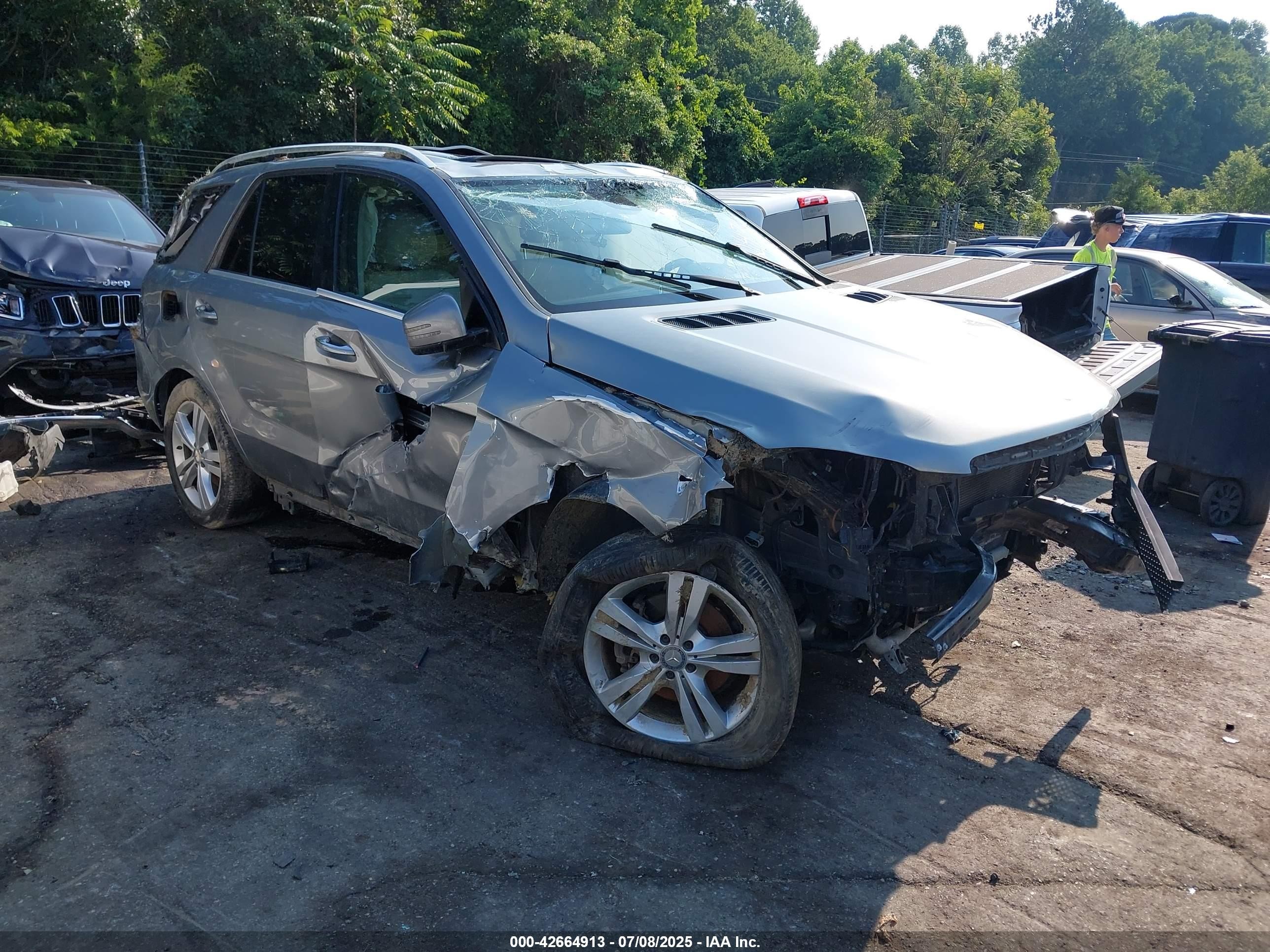 2015 Mercedes-Benz M 350, VIN 4JGDA5JB8FA532431 — Rollover