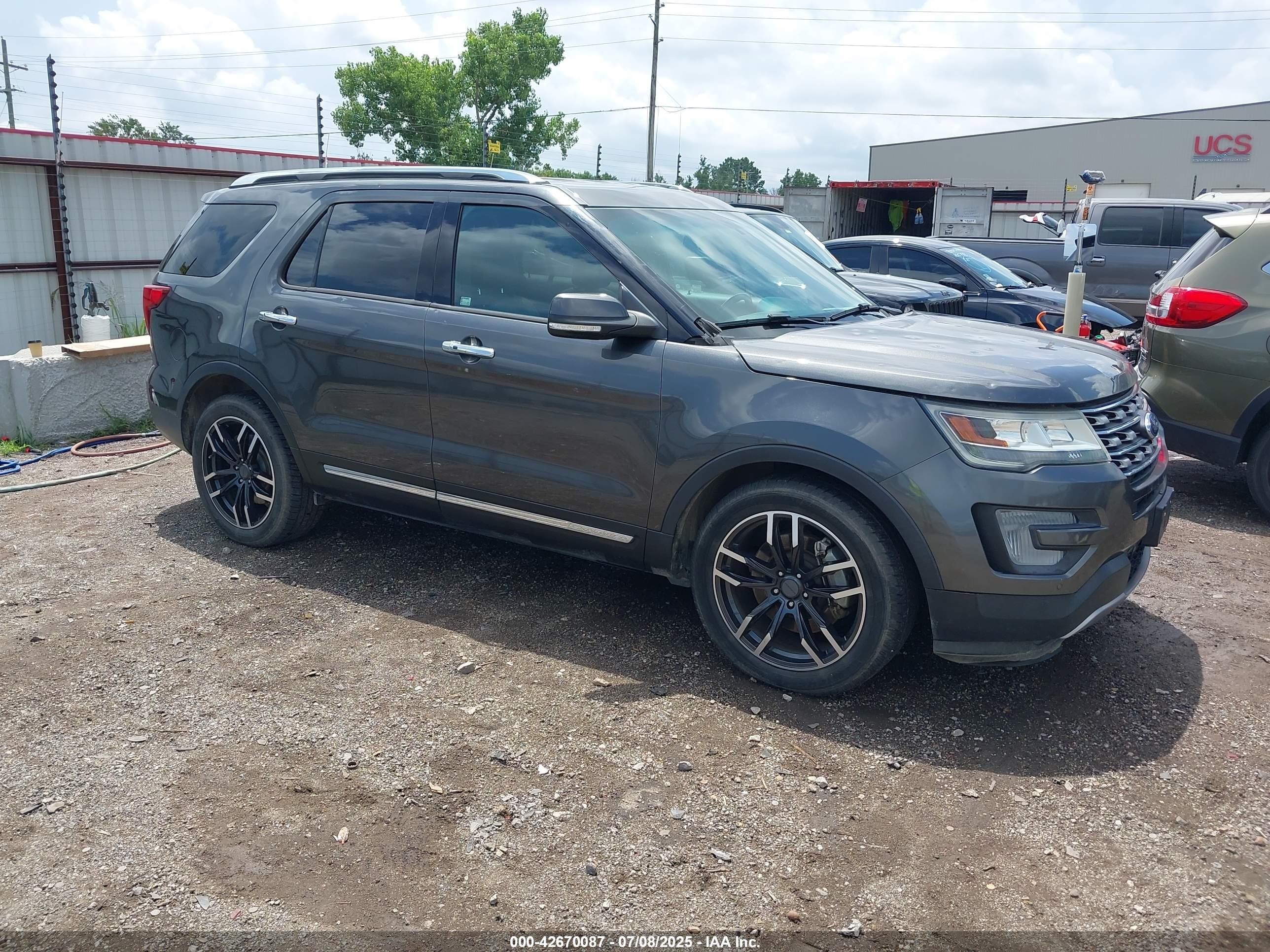2017 Ford Explorer Limited, VIN 1FM5K7F8XHGA69153 — Hail