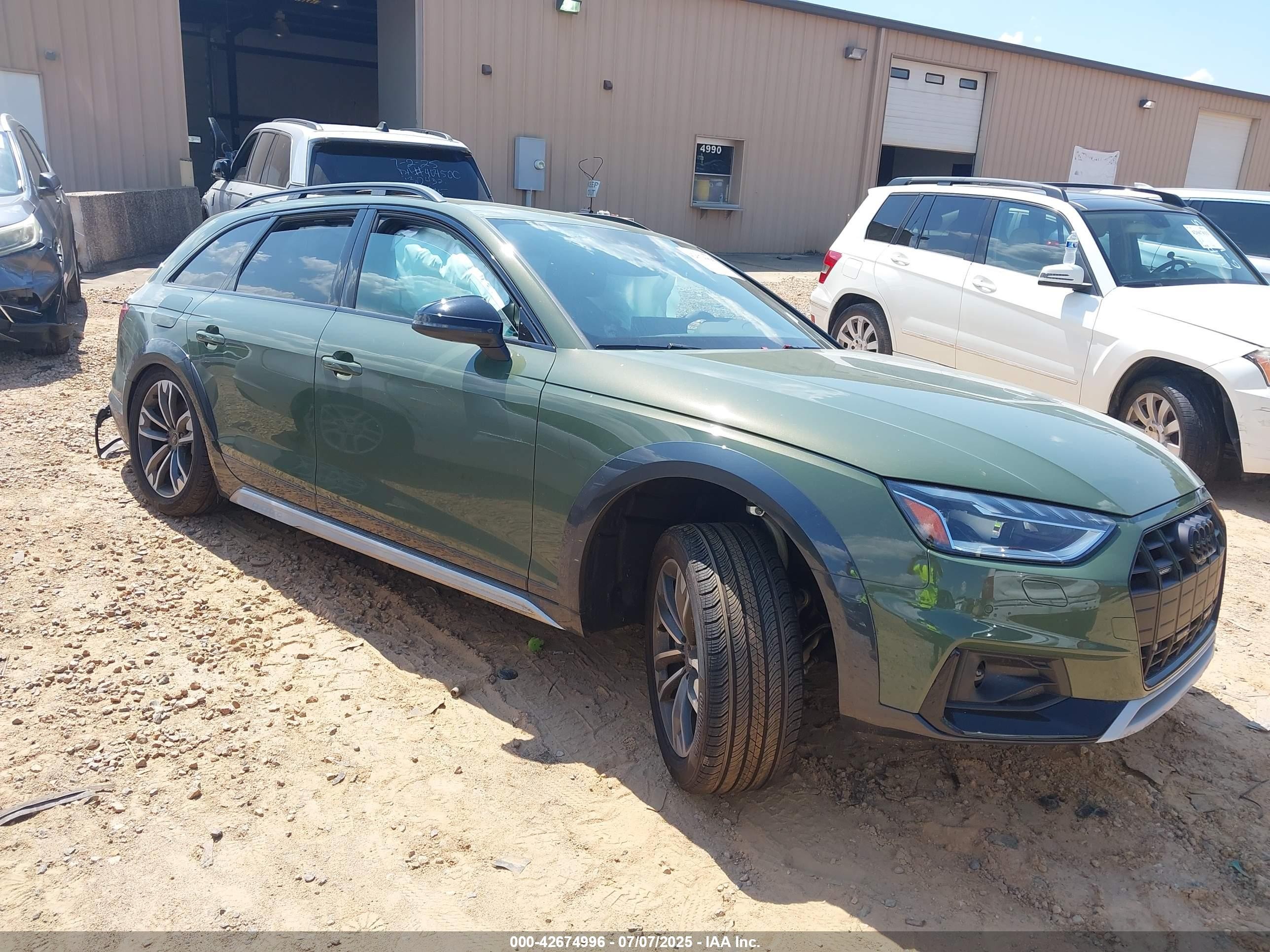2025 Audi A4 allroad Premium Plus, VIN WA18AAF46SA007087 — Side
