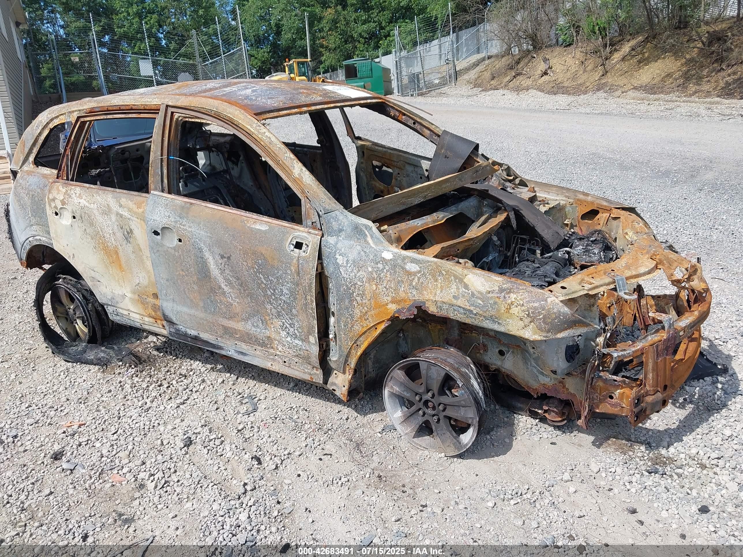 2008 Saturn VUE XE, VIN 3GSCL33P18S636661 — Пожар