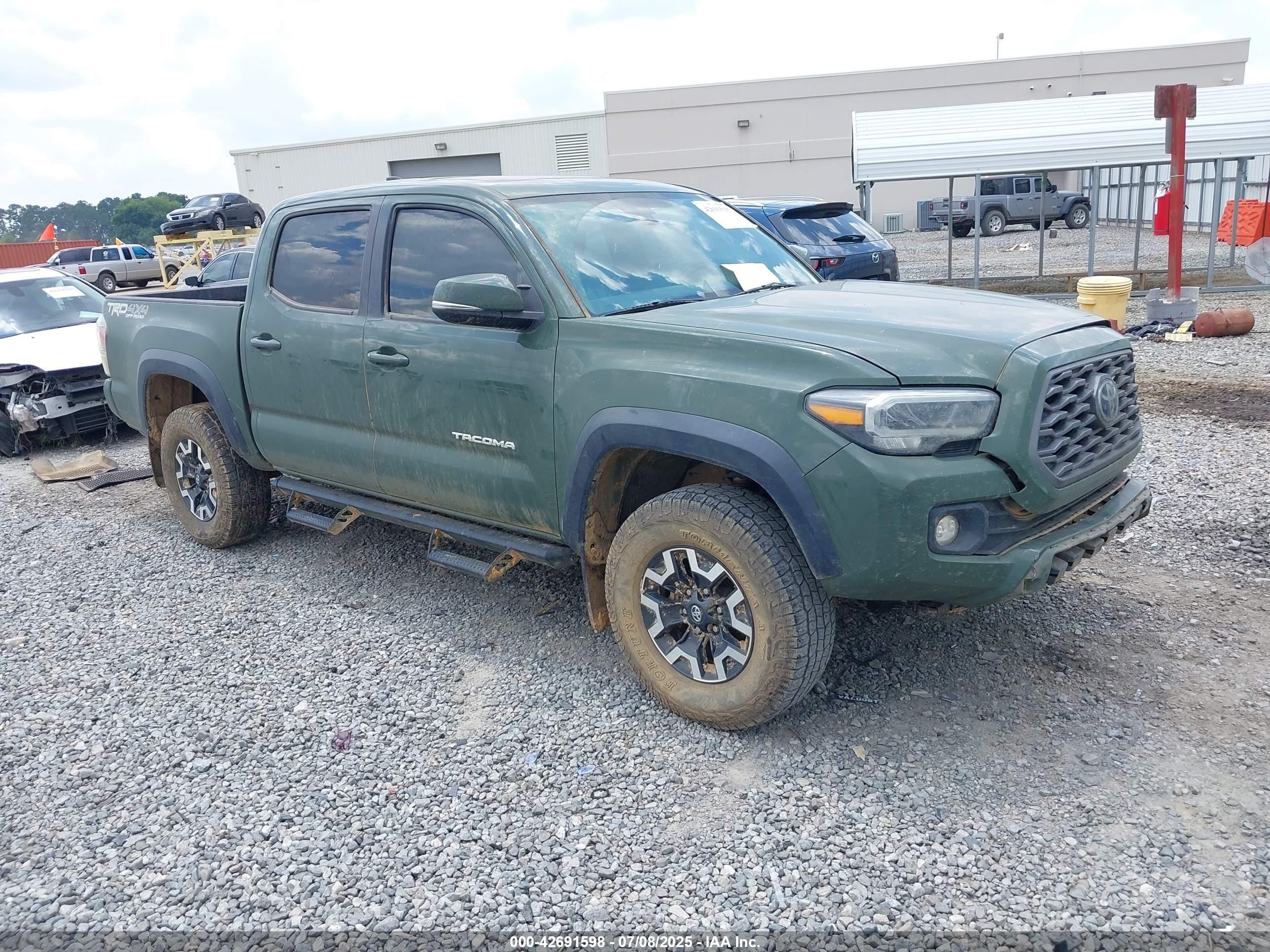 2021 Toyota Tacoma SR, VIN 5TFCZ5AN5MX254343 — Front end